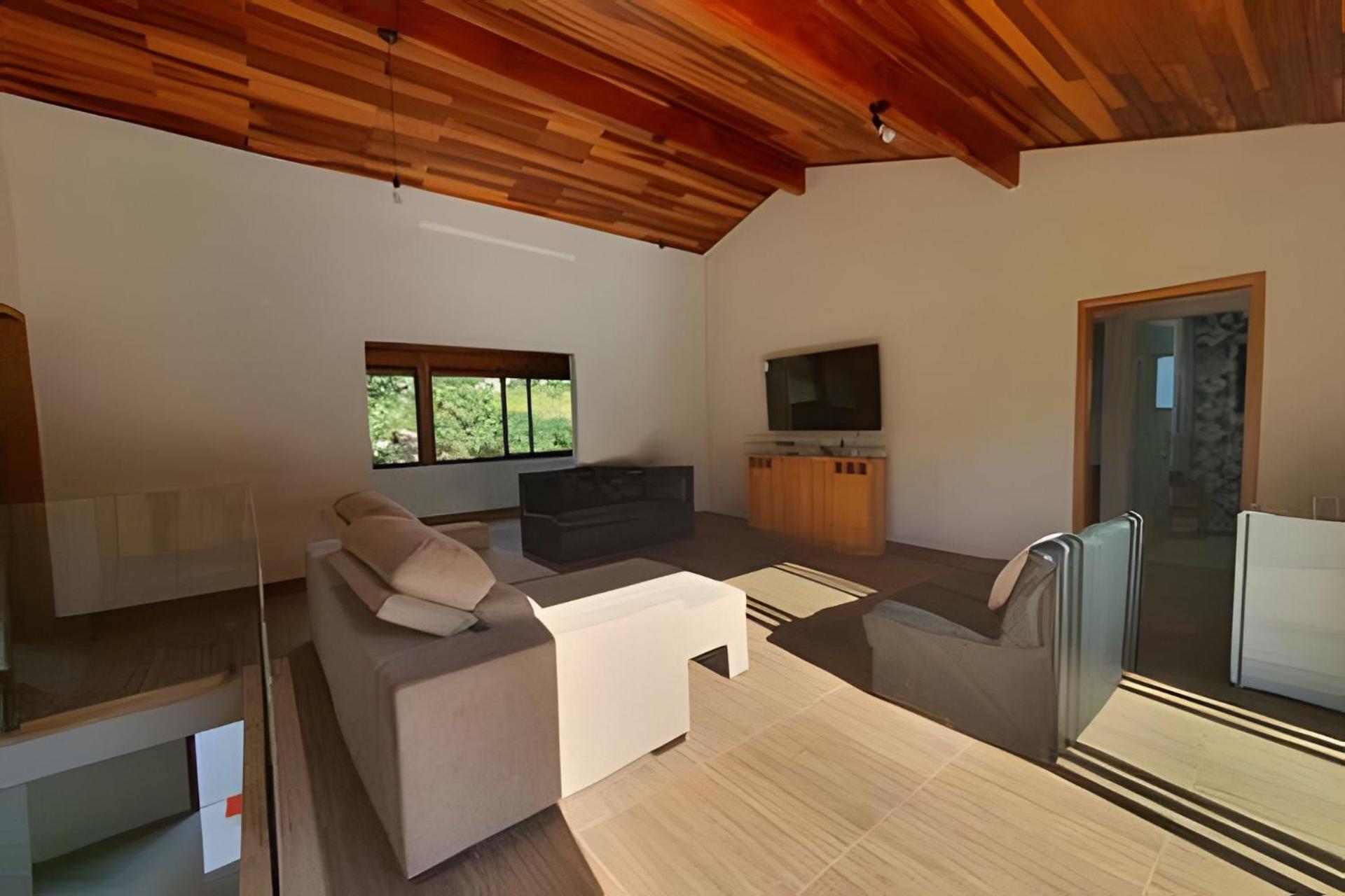 Casa moderna e completa, Atibaia