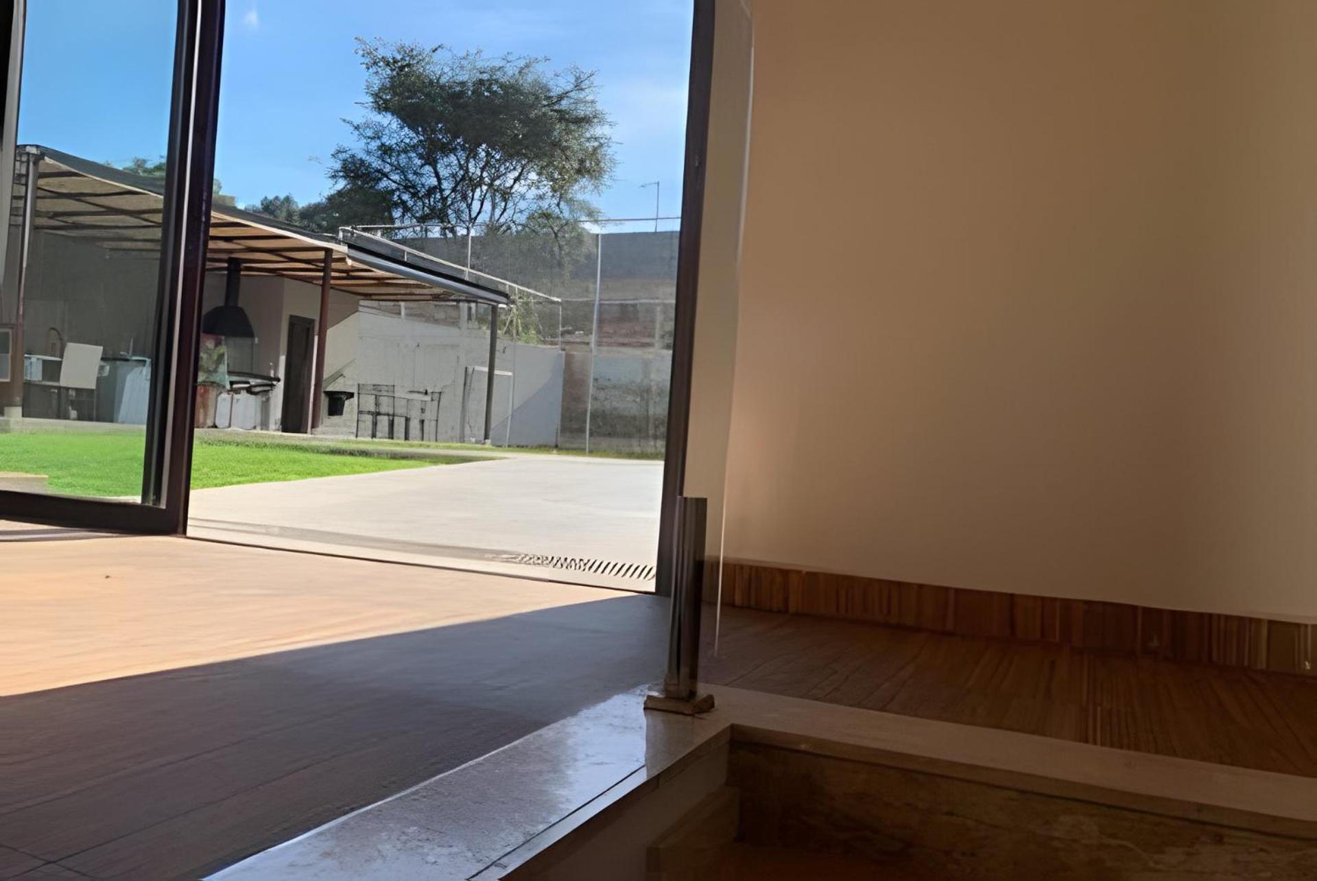 Casa moderna e completa, Atibaia