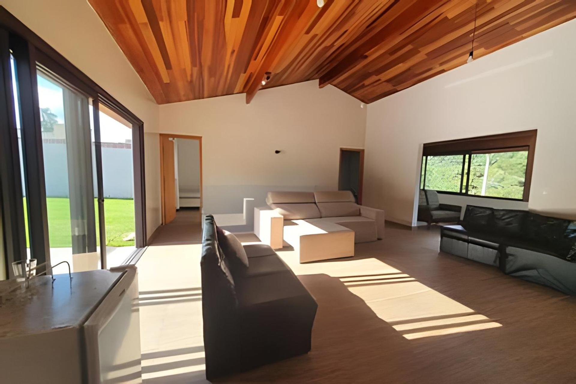 Casa moderna e completa, Atibaia