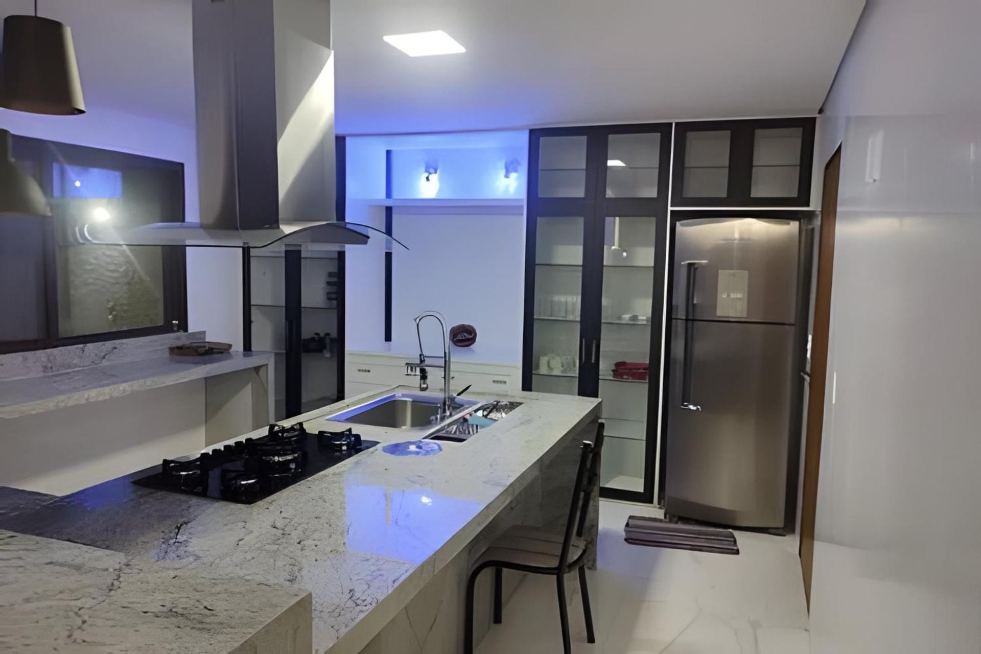 Casa moderna e completa, Atibaia