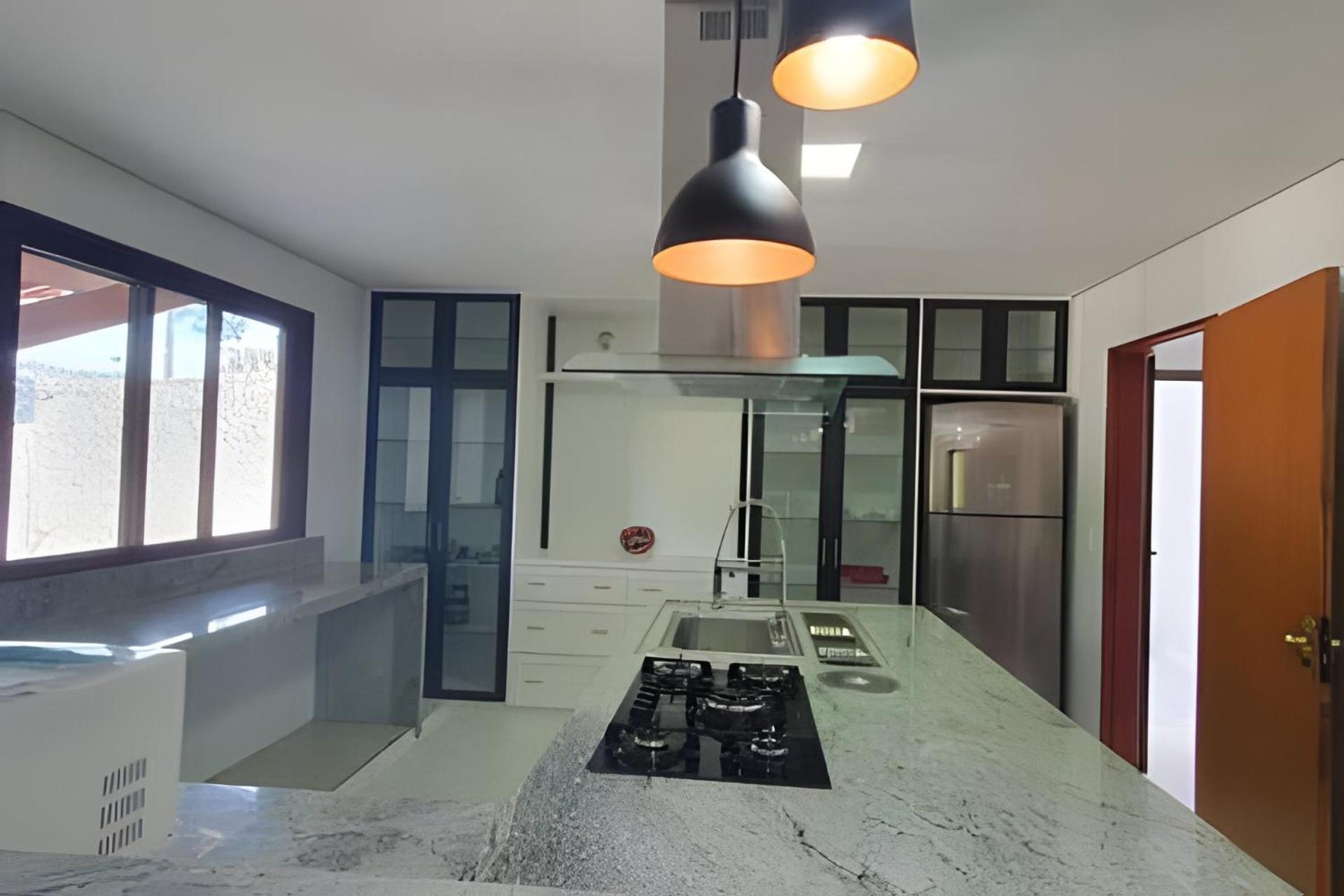 Casa moderna e completa, Atibaia