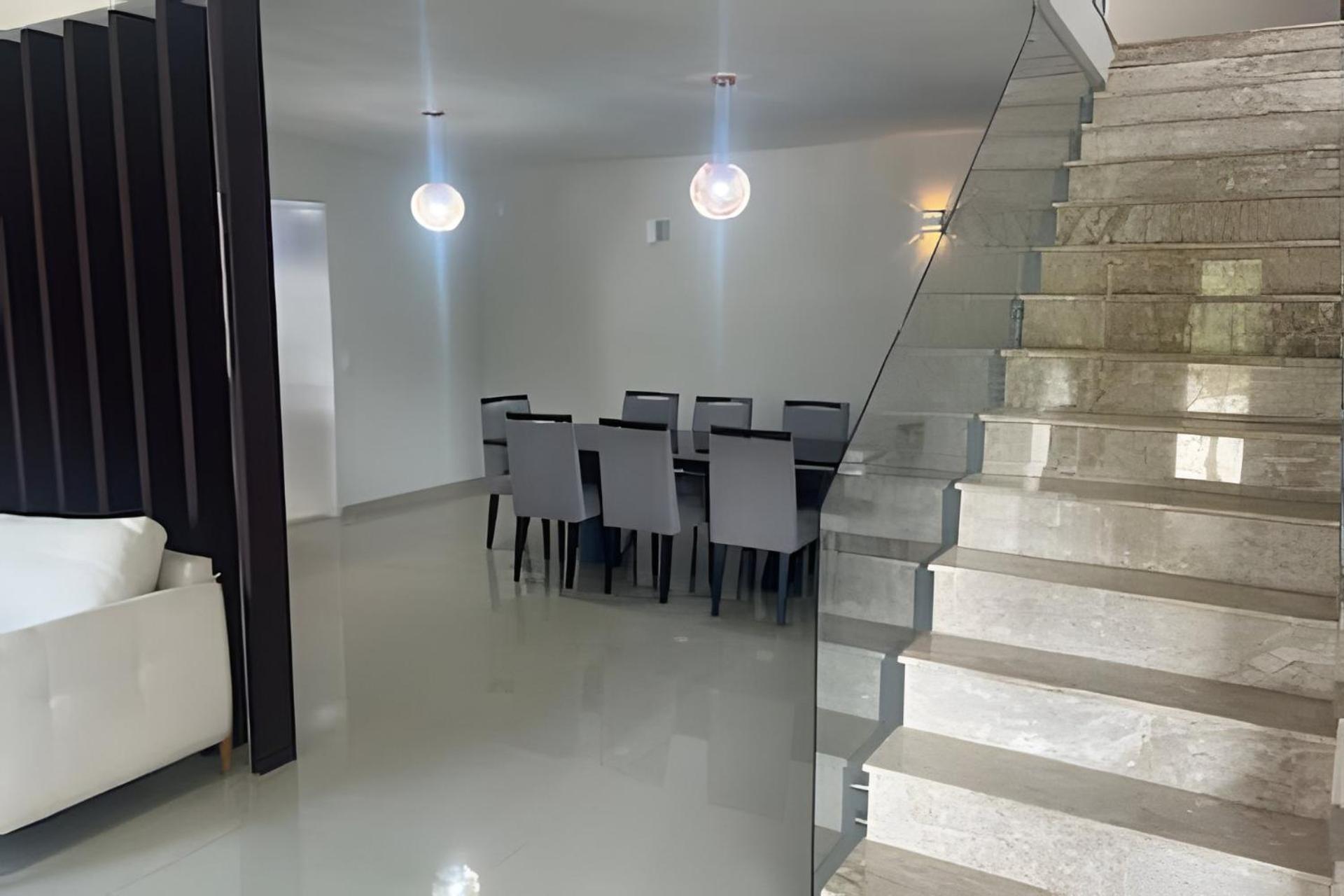 Casa moderna e completa, Atibaia