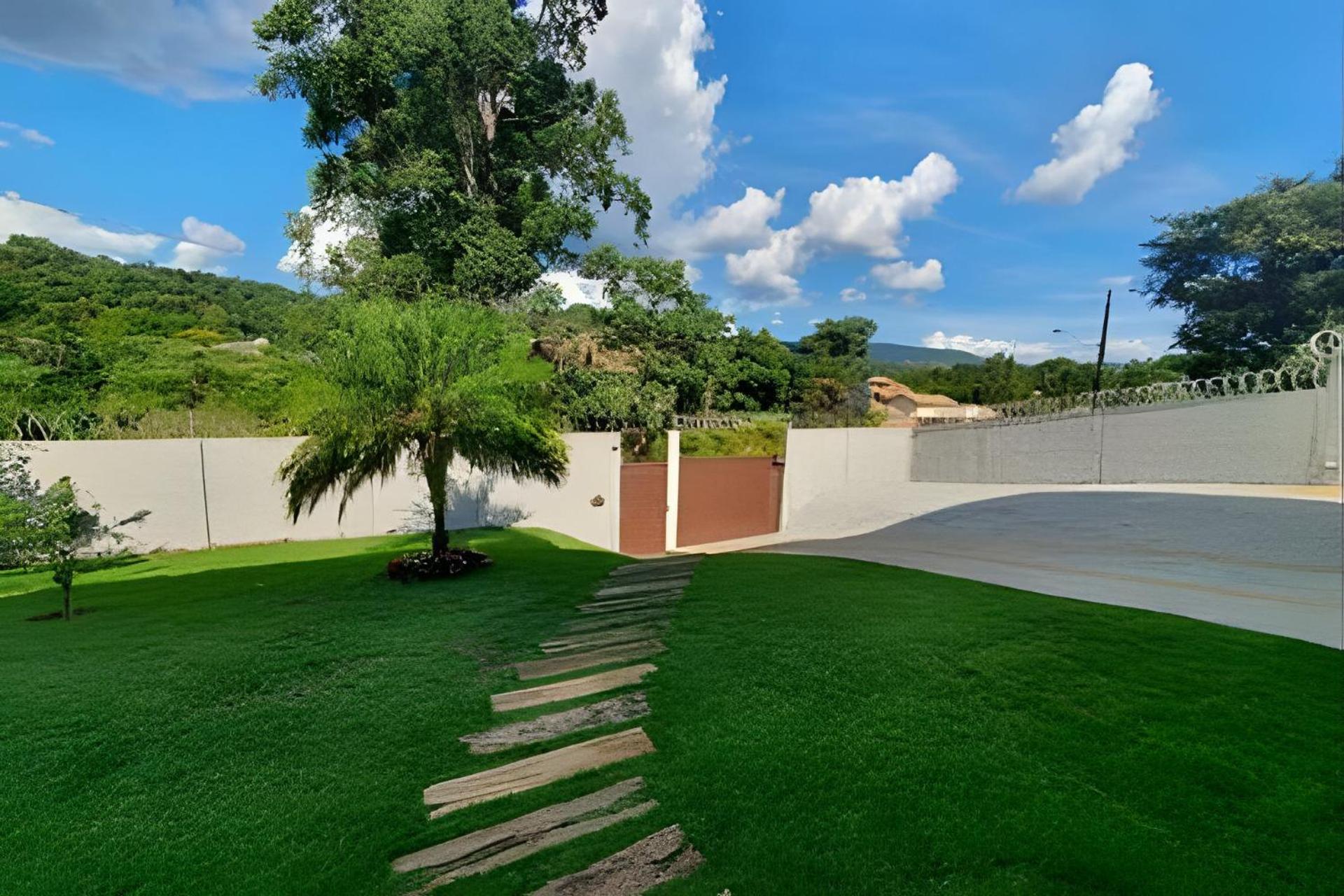 Casa moderna e completa, Atibaia