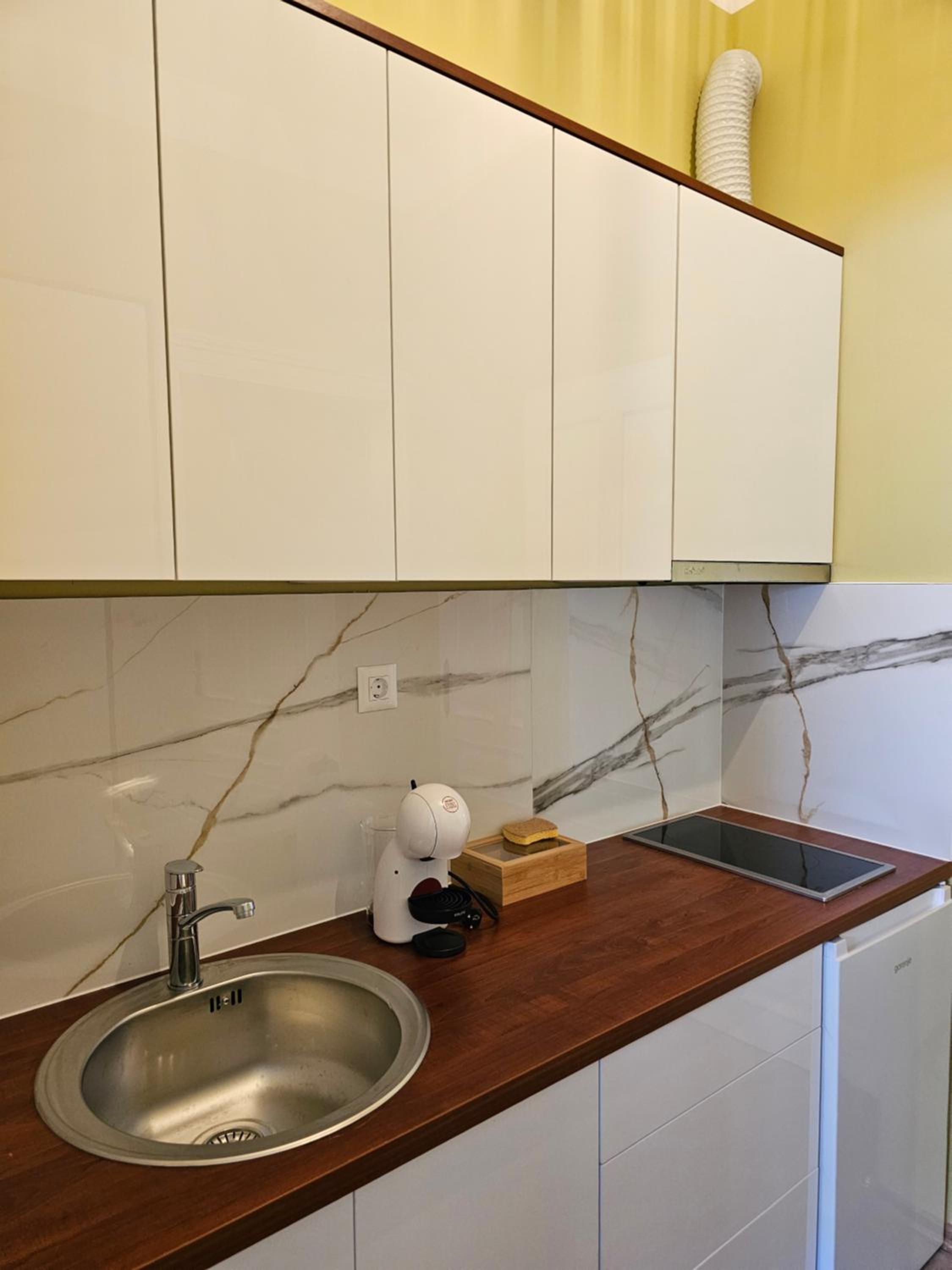 R&N Familiy Apartments