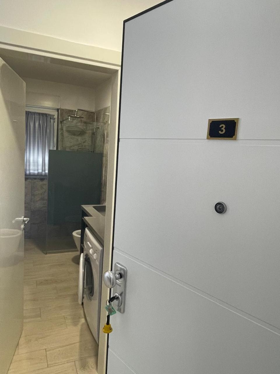S3 Apartment 3