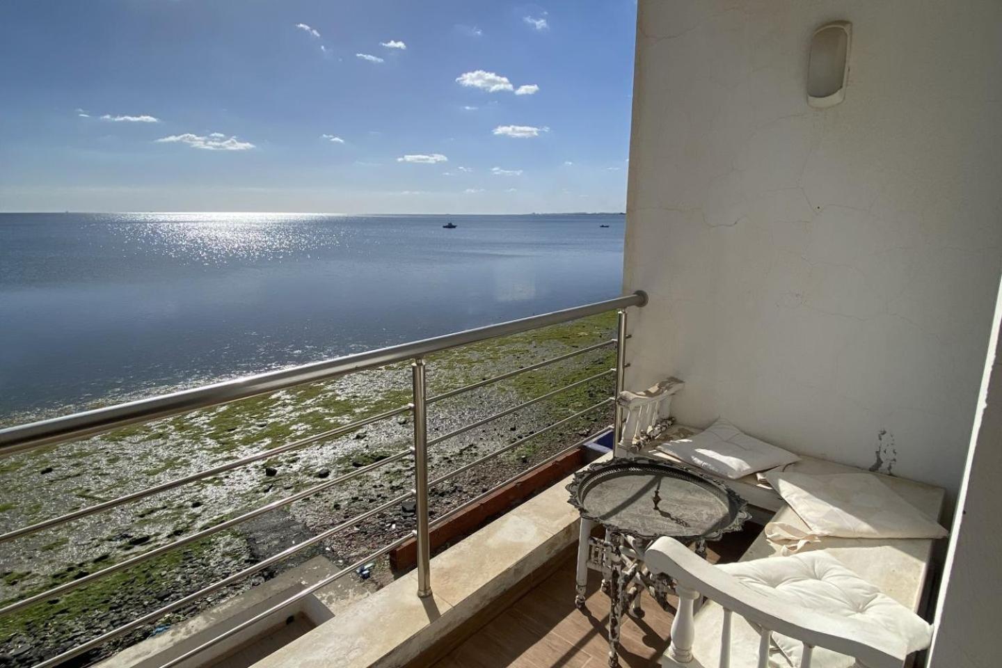 Dar Douja / Grandview Waterfront Duplex / Four seasons view 3