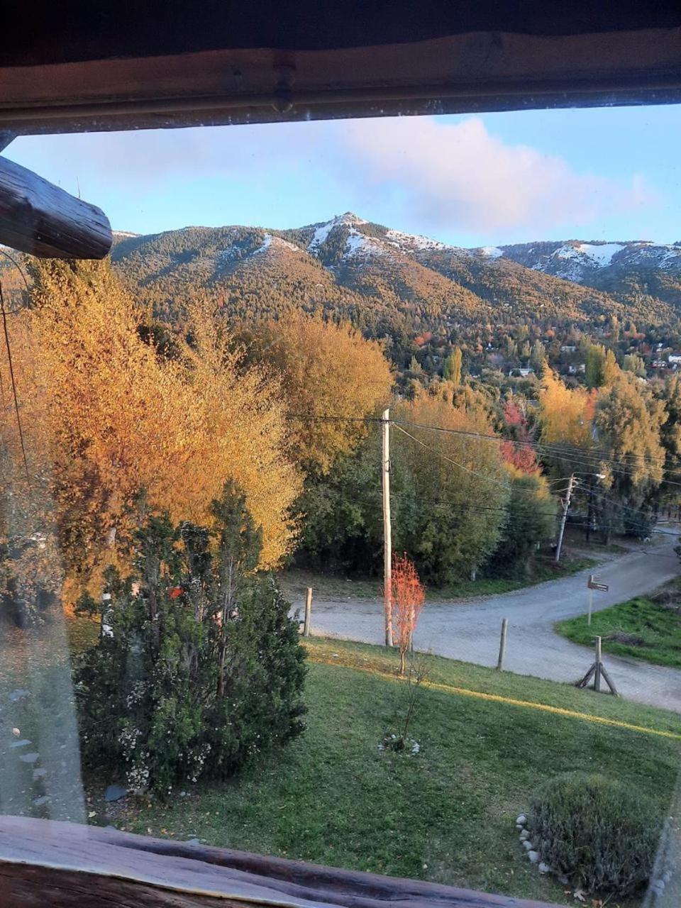 Disfrutá esta Clásica Cabaña Barilochense al pie del Cerro Otto