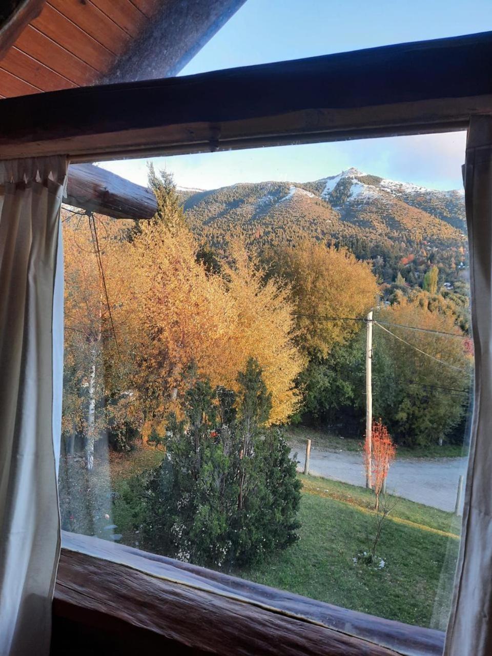 Disfrutá esta Clásica Cabaña Barilochense al pie del Cerro Otto