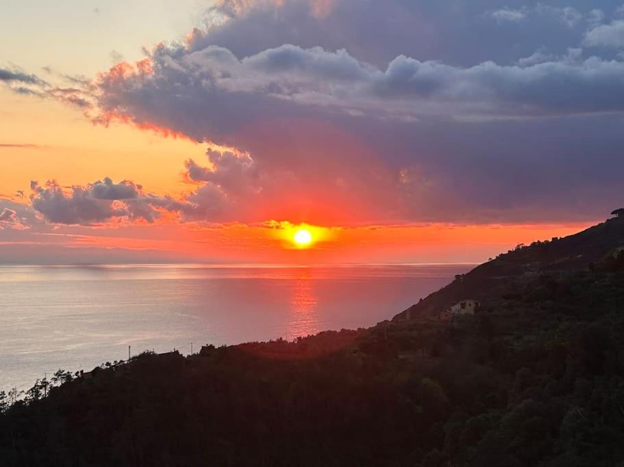 Àa da Pinèla-Biassa-Cinque Terre