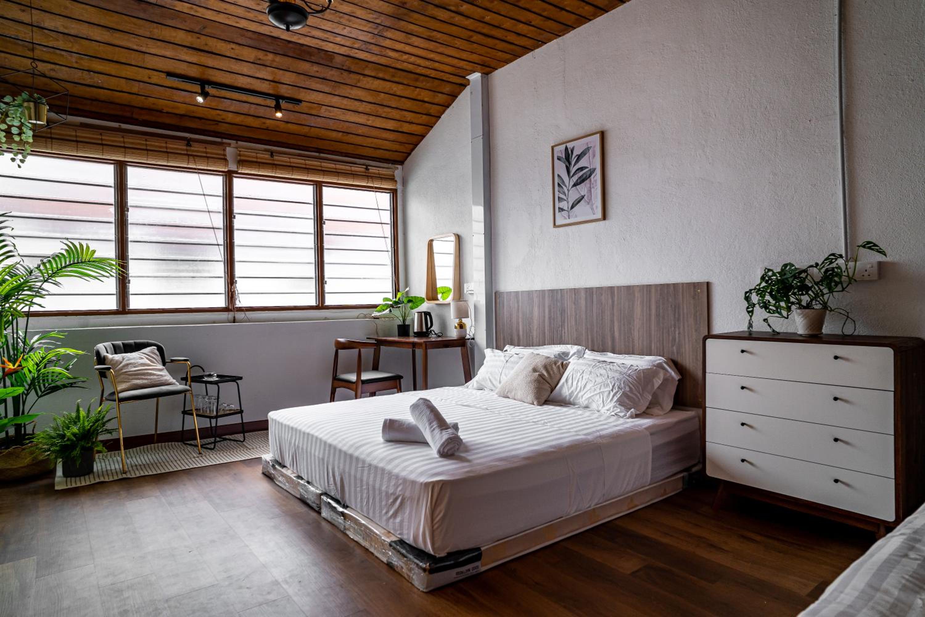 Caryn Vintage Guesthouse photo 5