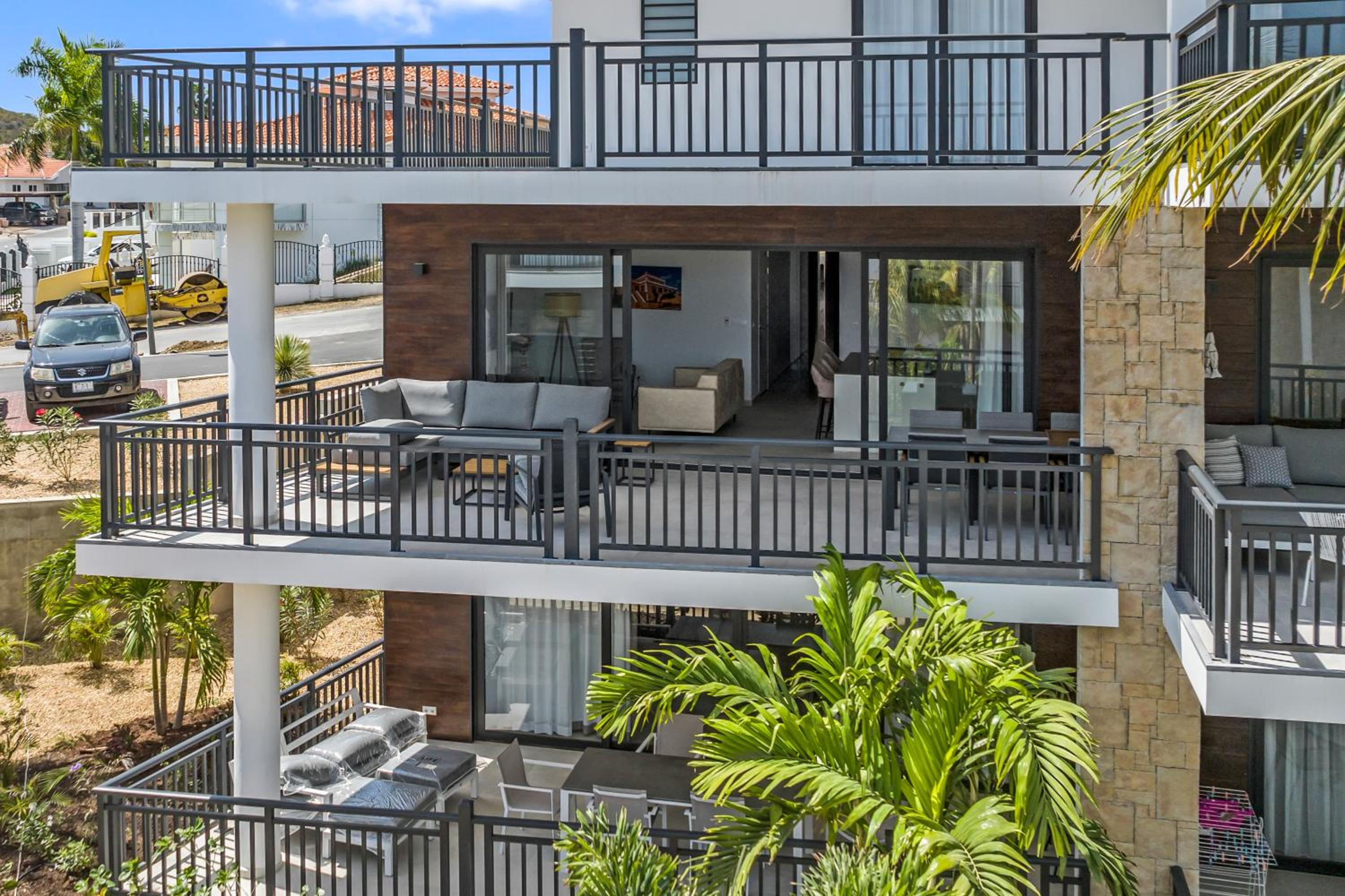 Luxury Two-Bedroom Apartments at Blue Bay The Breeze