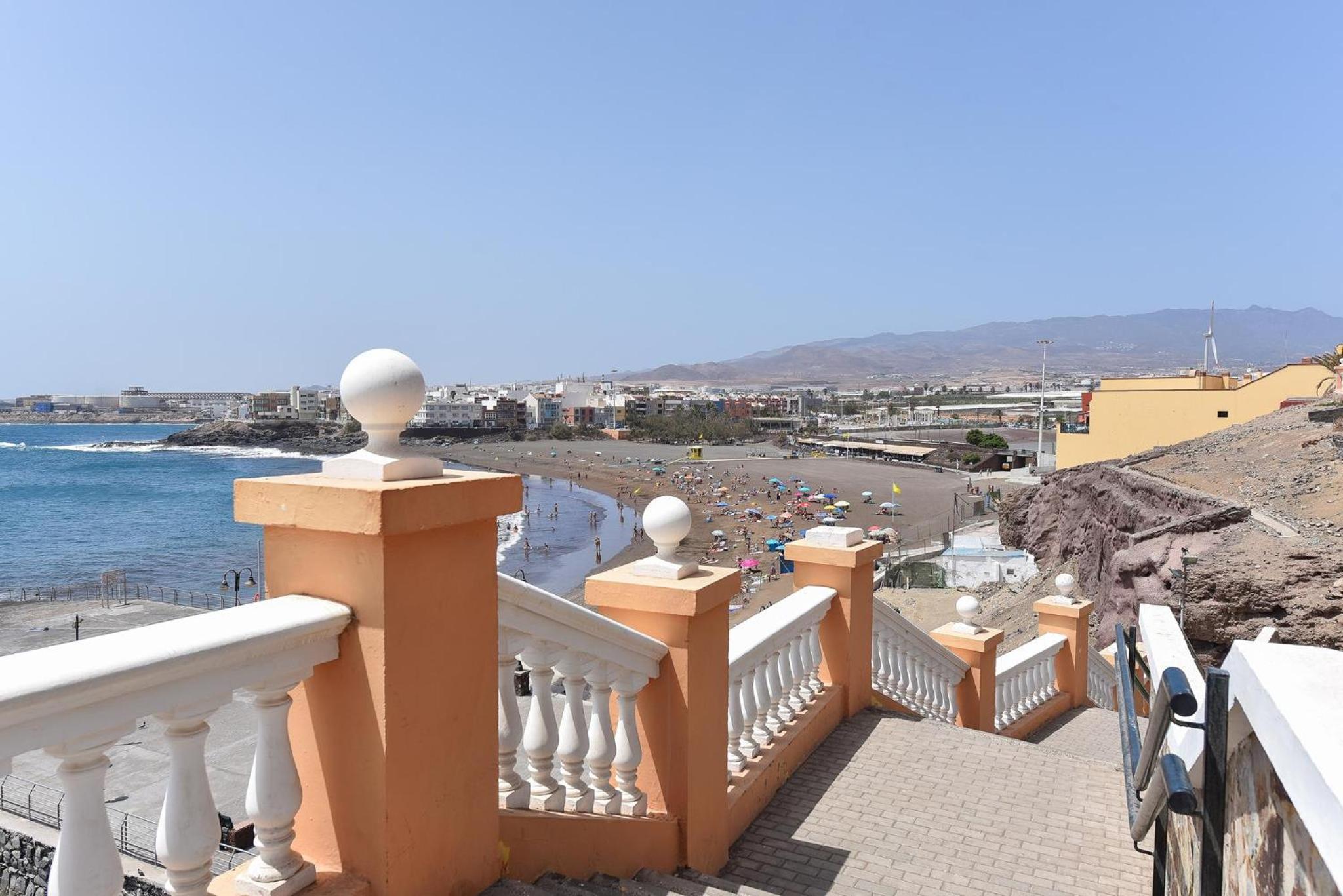 El Balcon Azul de Taliarte by VillaGranCanaria