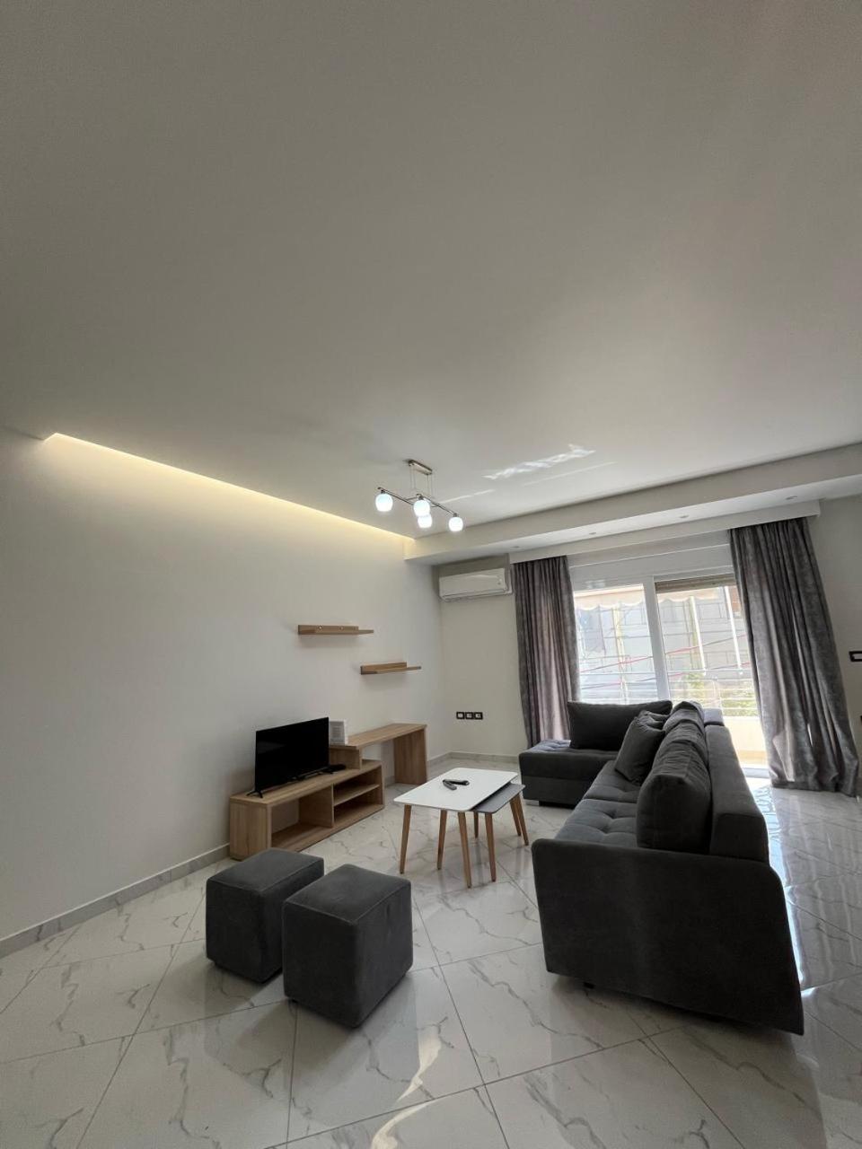 Jolie Apartment