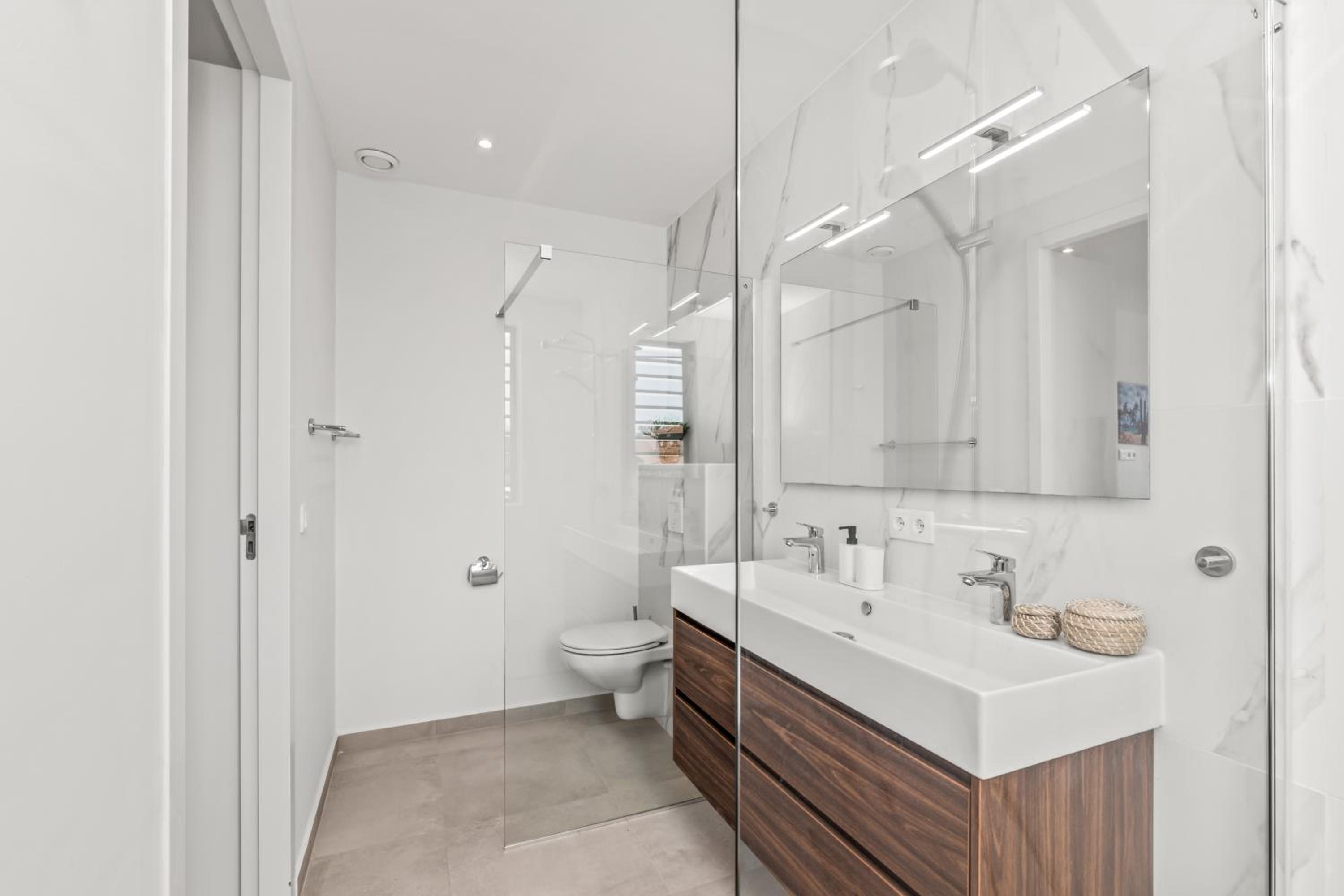 Luxury Two-Bedroom Apartments at Blue Bay The Breeze