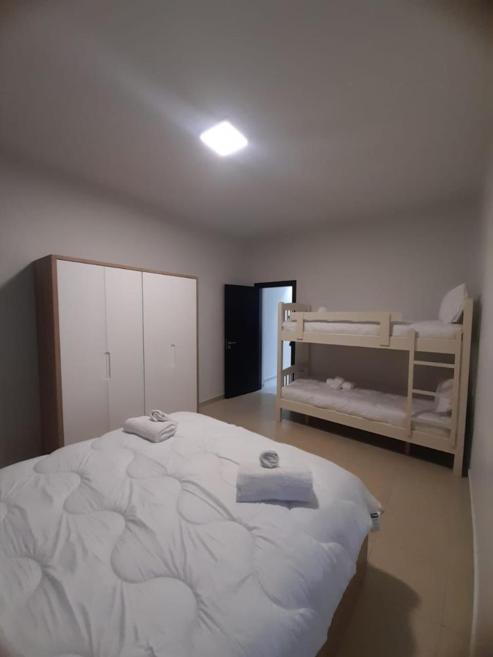 Jolie Apartment