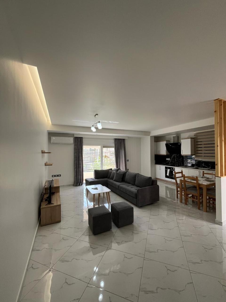 Jolie Apartment