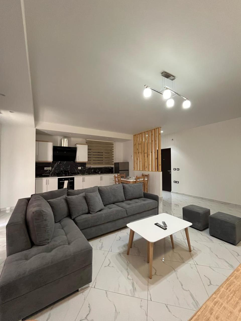 Jolie Apartment