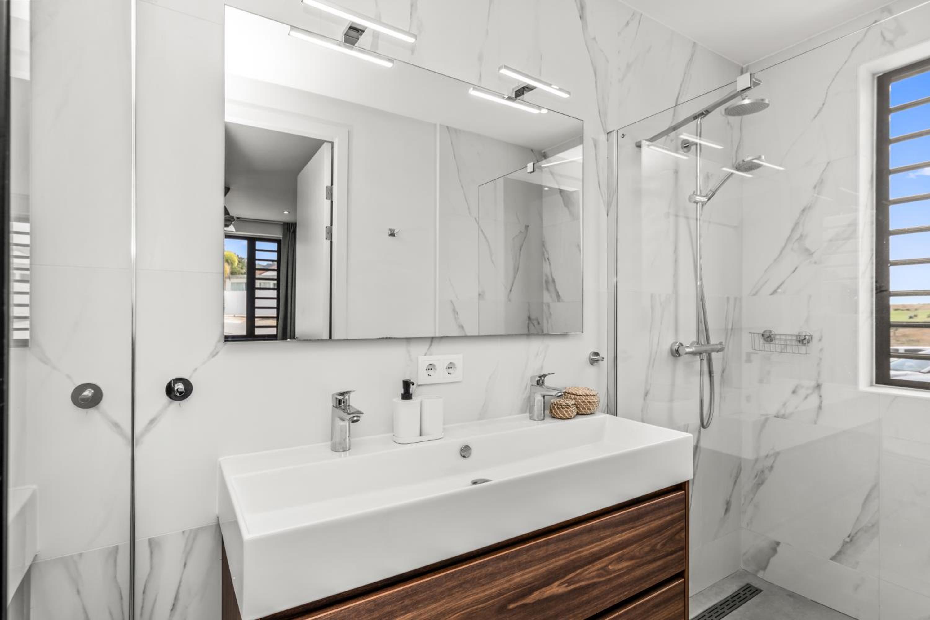 Luxury Two-Bedroom Apartments at Blue Bay The Breeze