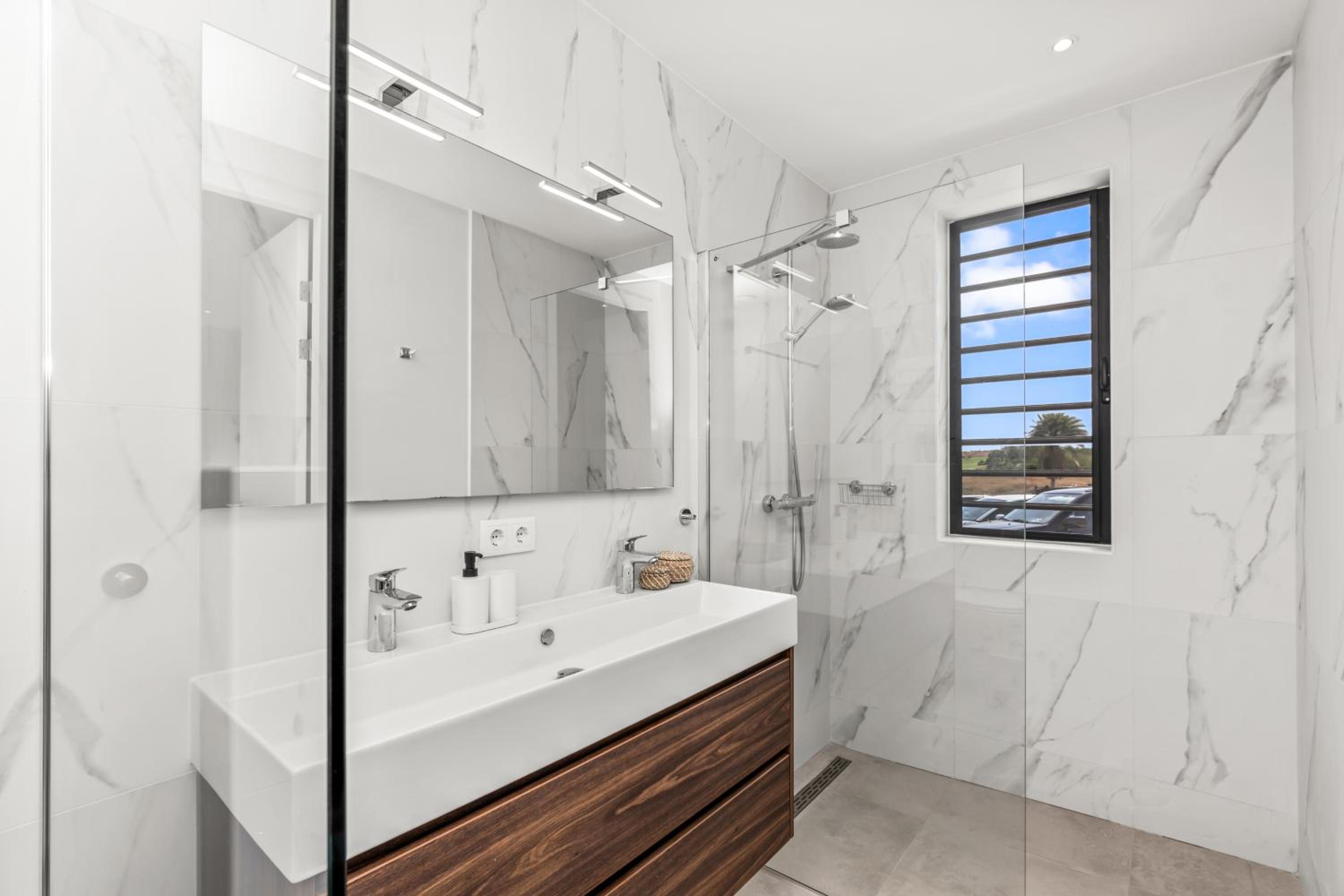 Luxury Two-Bedroom Apartments at Blue Bay The Breeze