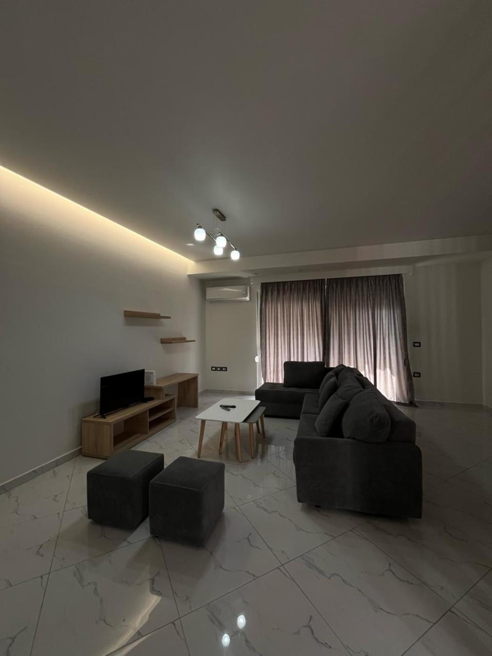 Jolie Apartment