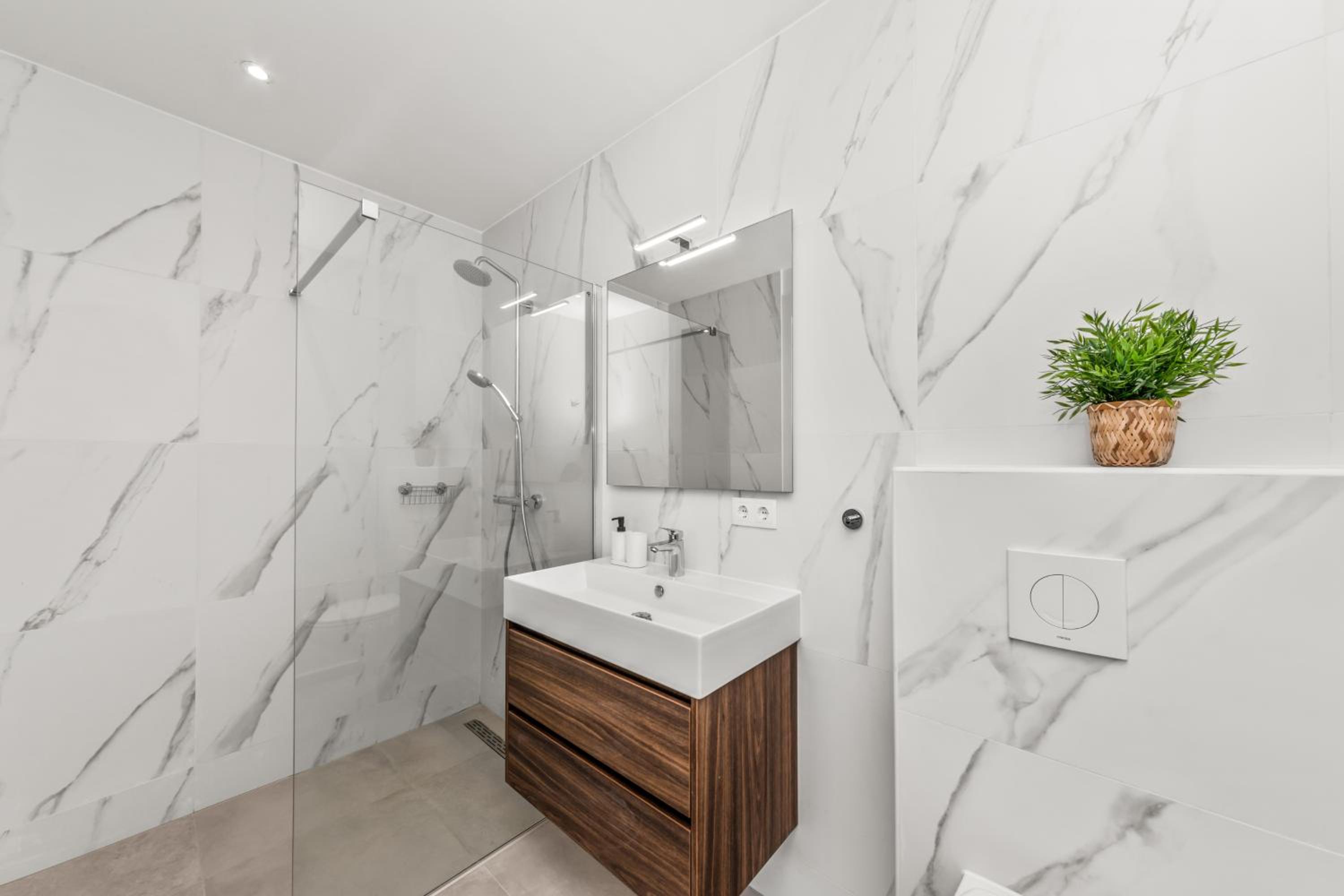 Luxury Two-Bedroom Apartments at Blue Bay The Breeze