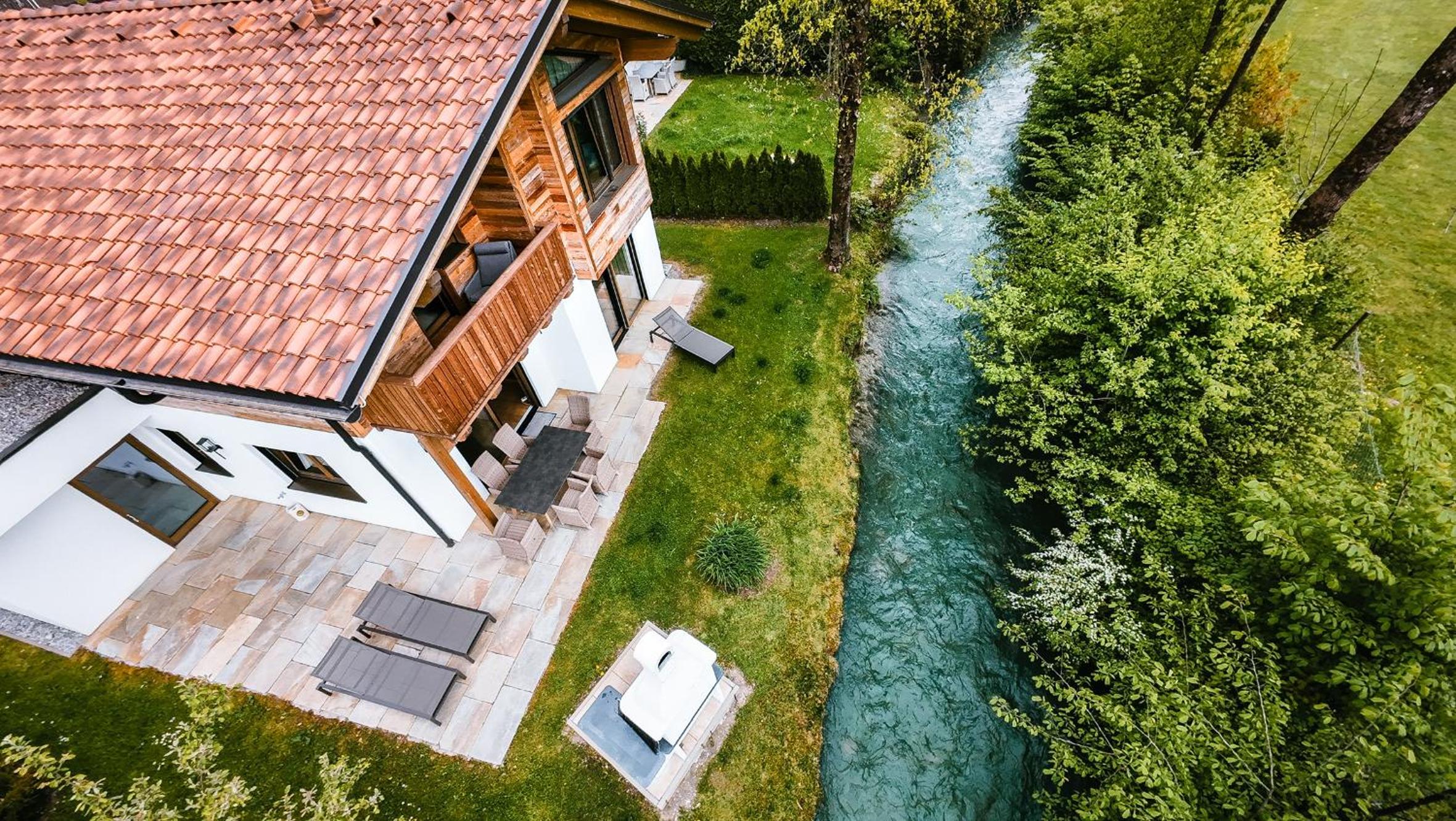 Riverside Chalet Alpspitze