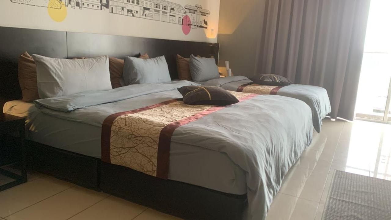 Studio Room 3 Pax at Aeropod Near KKCity Airport and Tg Aru Beach photo 4