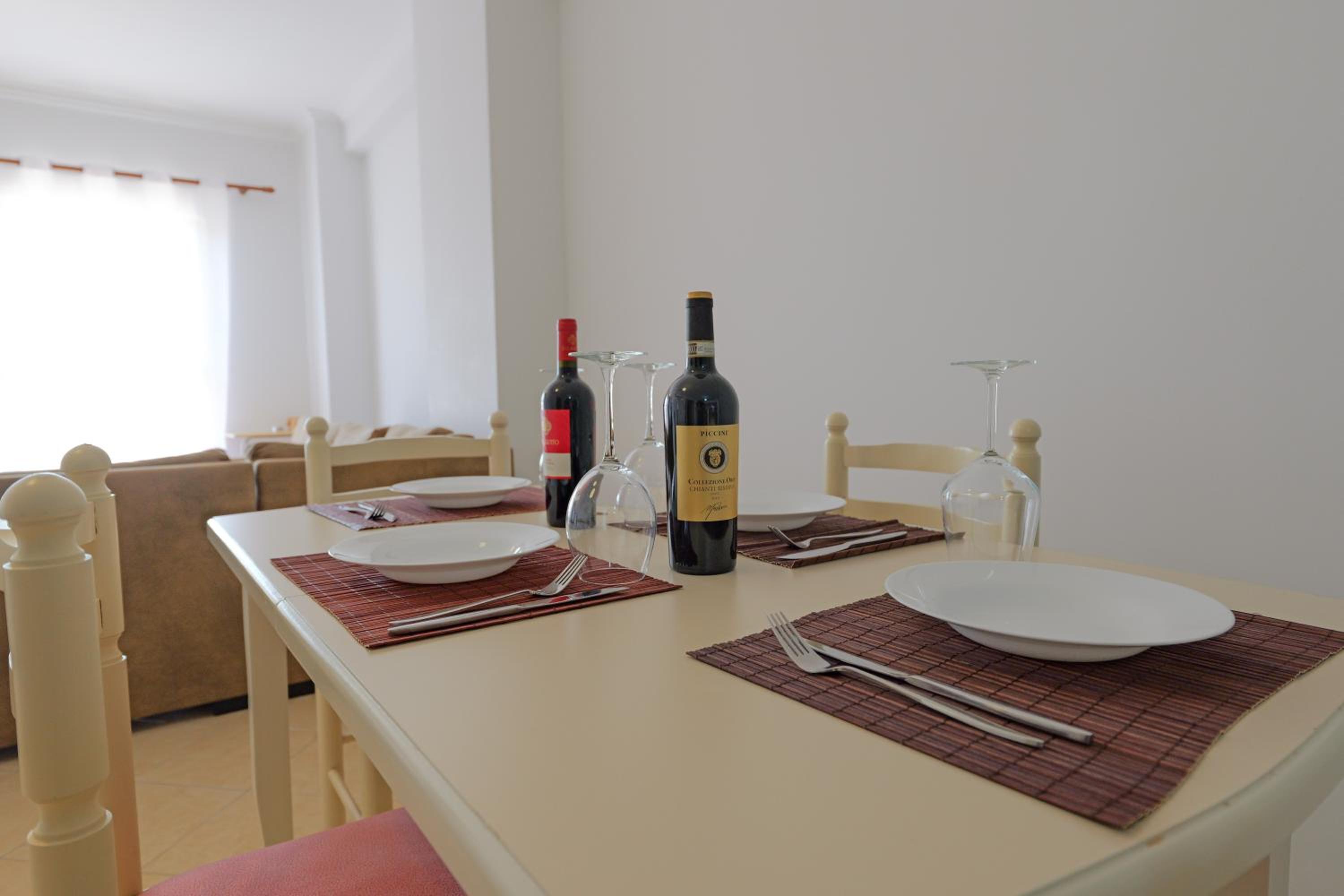 Unico Luxury Apartments
