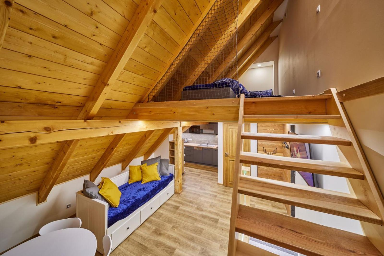Urlas Apartments, 80m from ski slope, Dog friendly