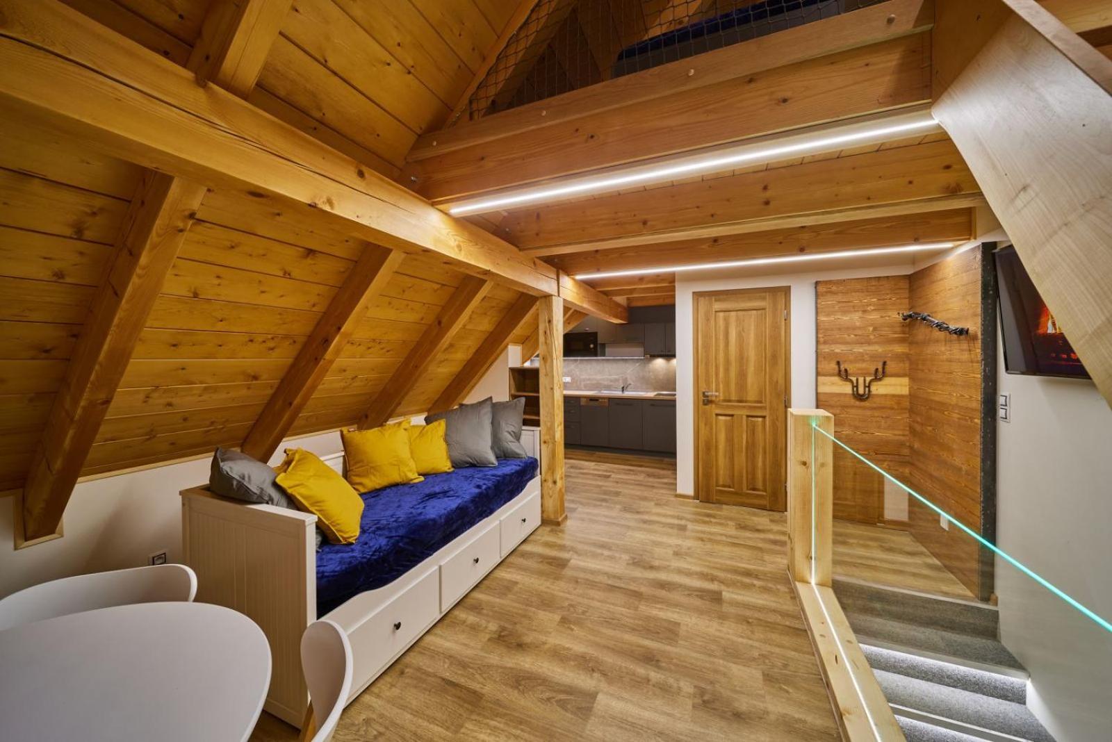 Urlas Apartments, 80m from ski slope, Dog friendly