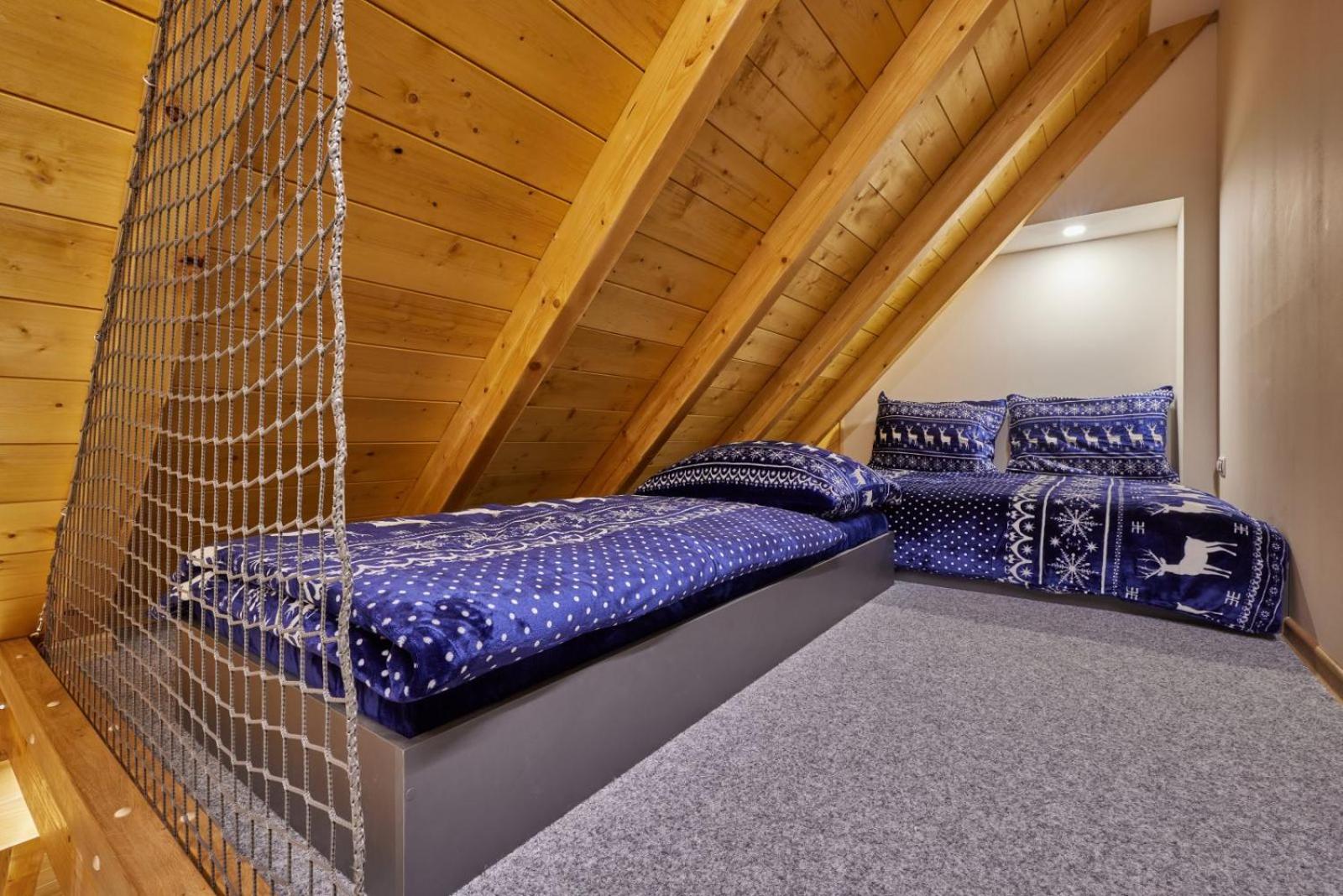 Urlas Apartments, 80m from ski slope, Dog friendly