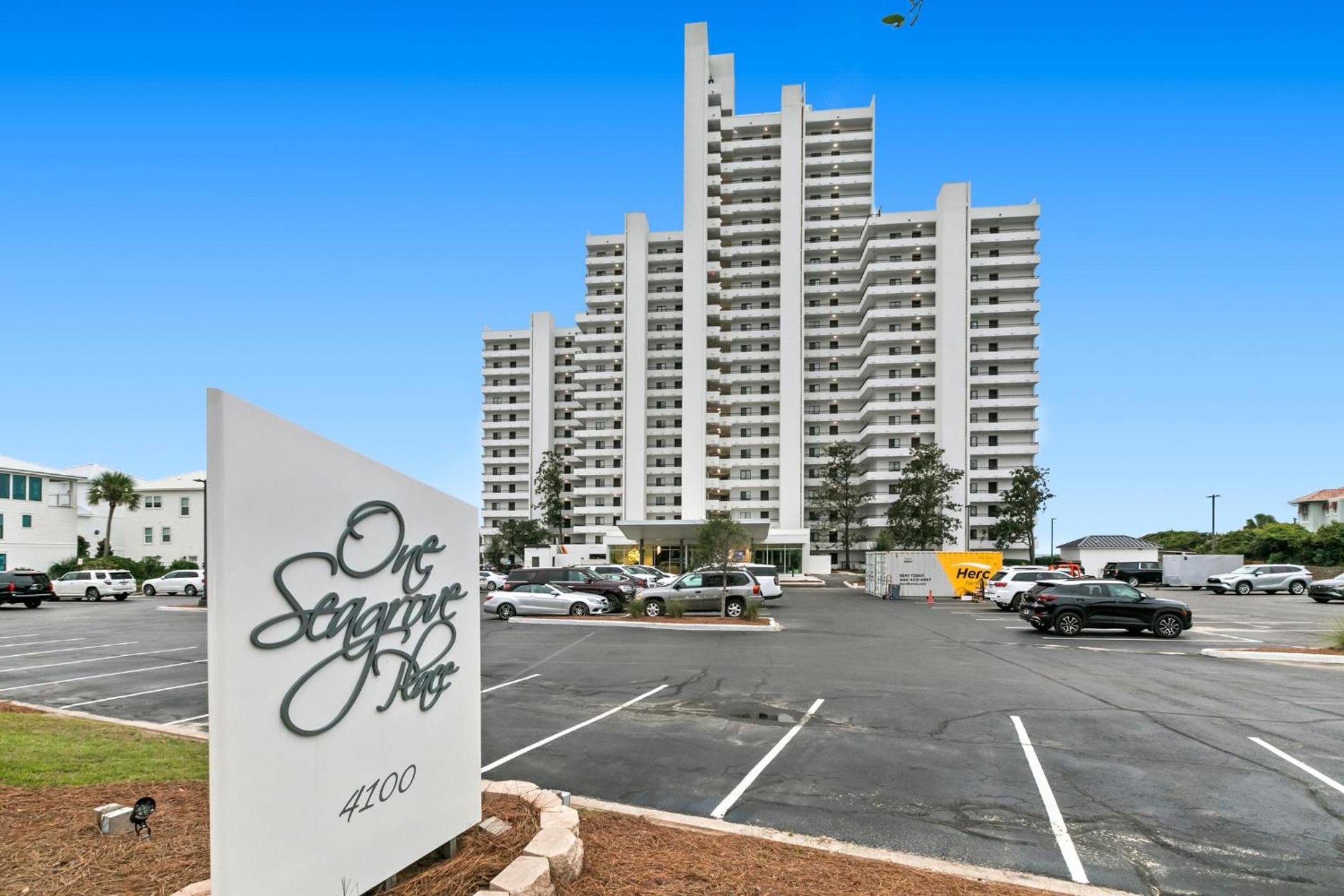 One Seagrove Place 1306