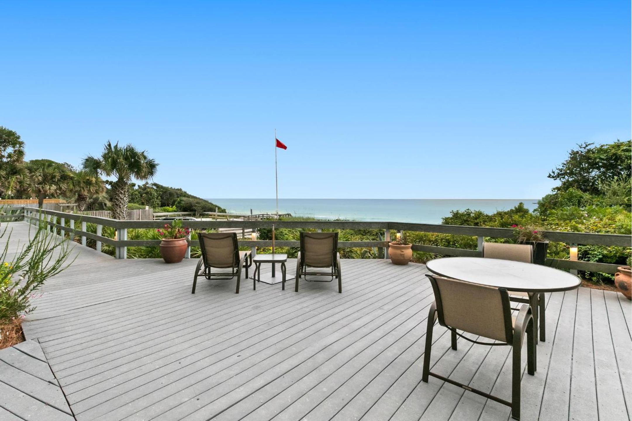 One Seagrove Place 1306