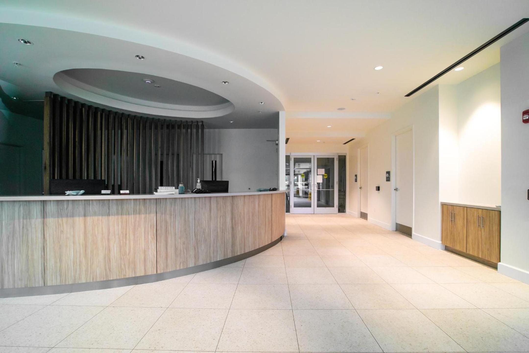One Seagrove Place 1306