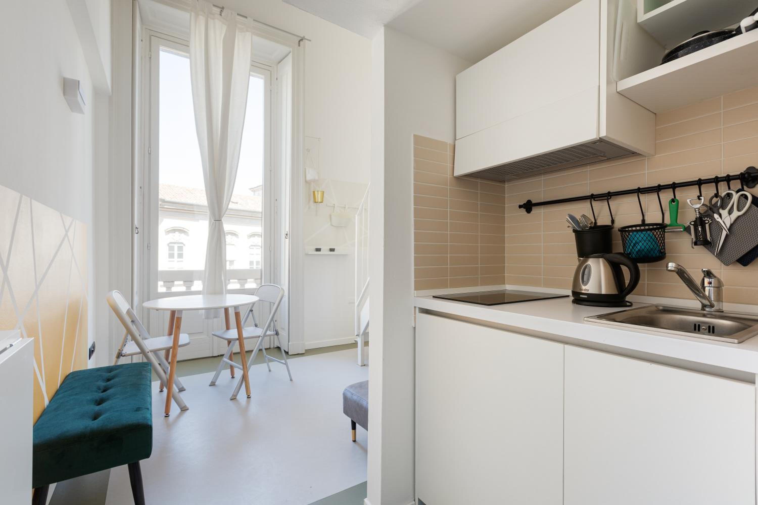 GuestHost - Milano Magenta Long Let Apts