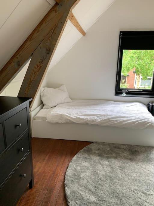 Bosrijke vrijstaande woning view 3