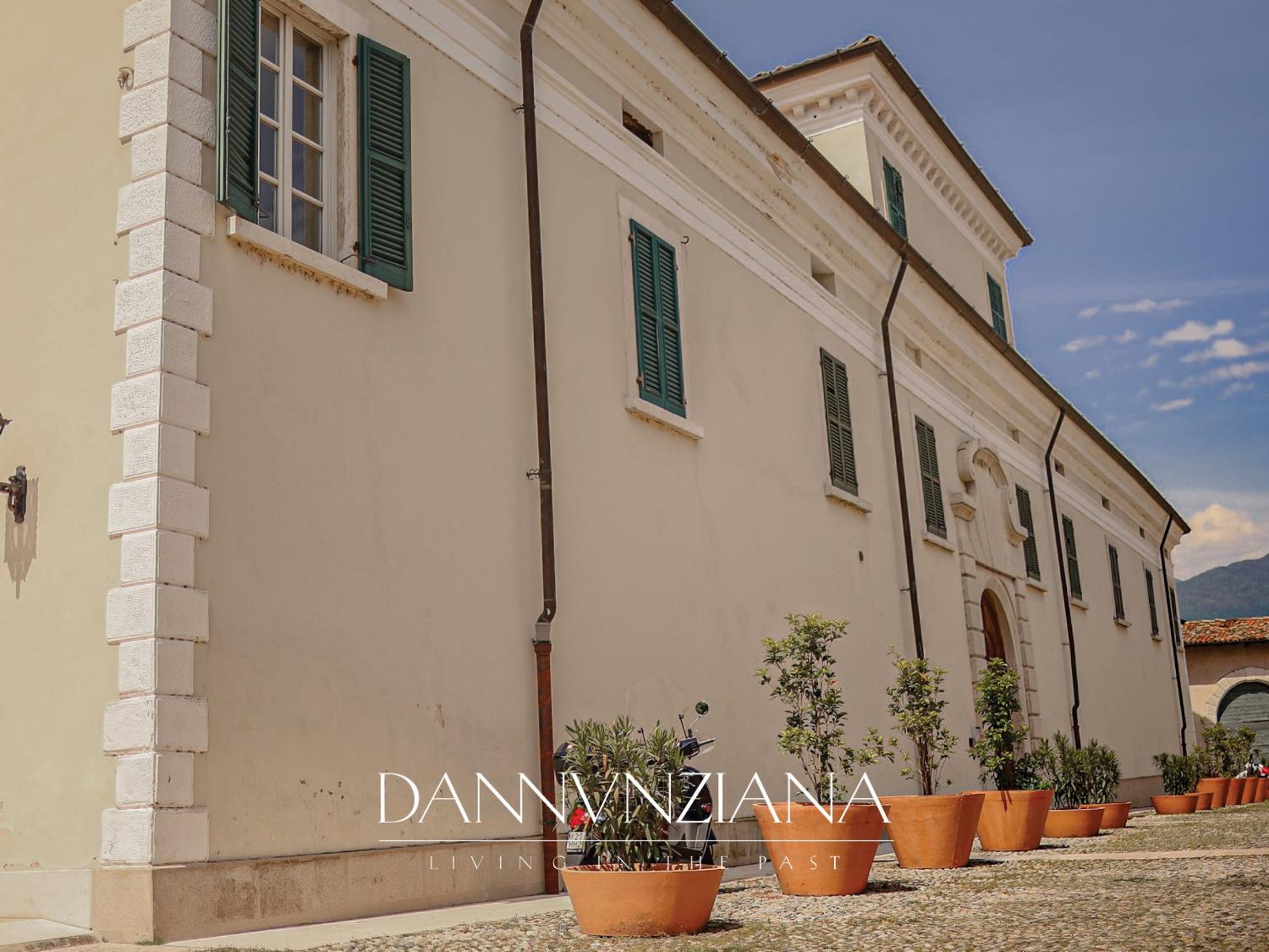 Dannunziana with Shared Pool - Salò - Garda Lake