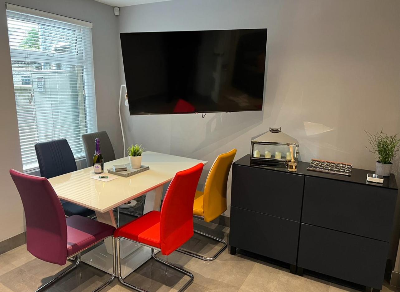 Hotel The Little House With The Red Door