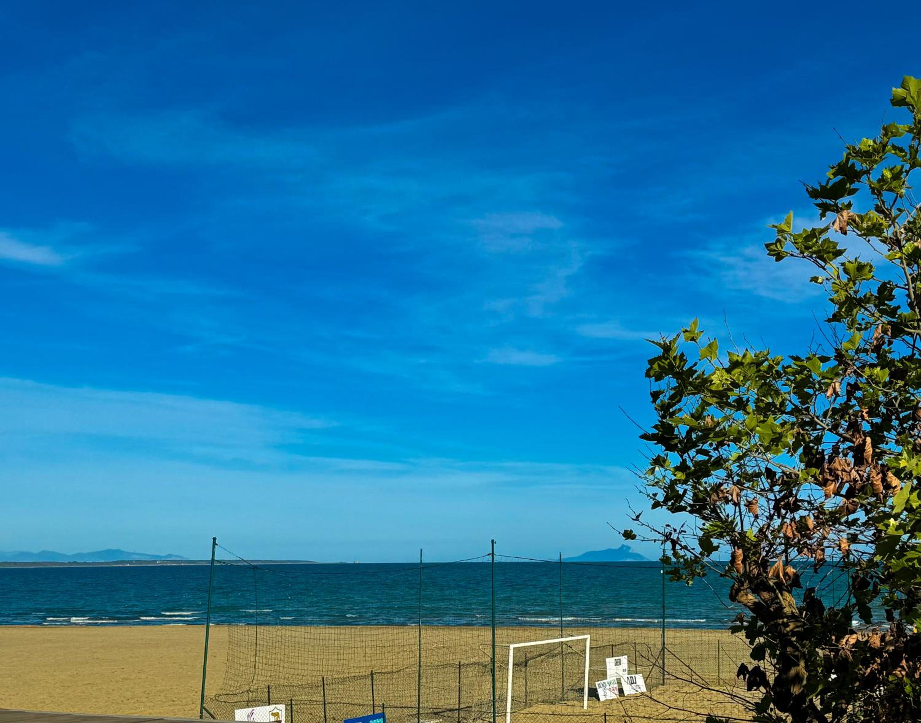 Marco House - Seaview Apartment - Fronte Mare - Case Vacanza Anzio view 2