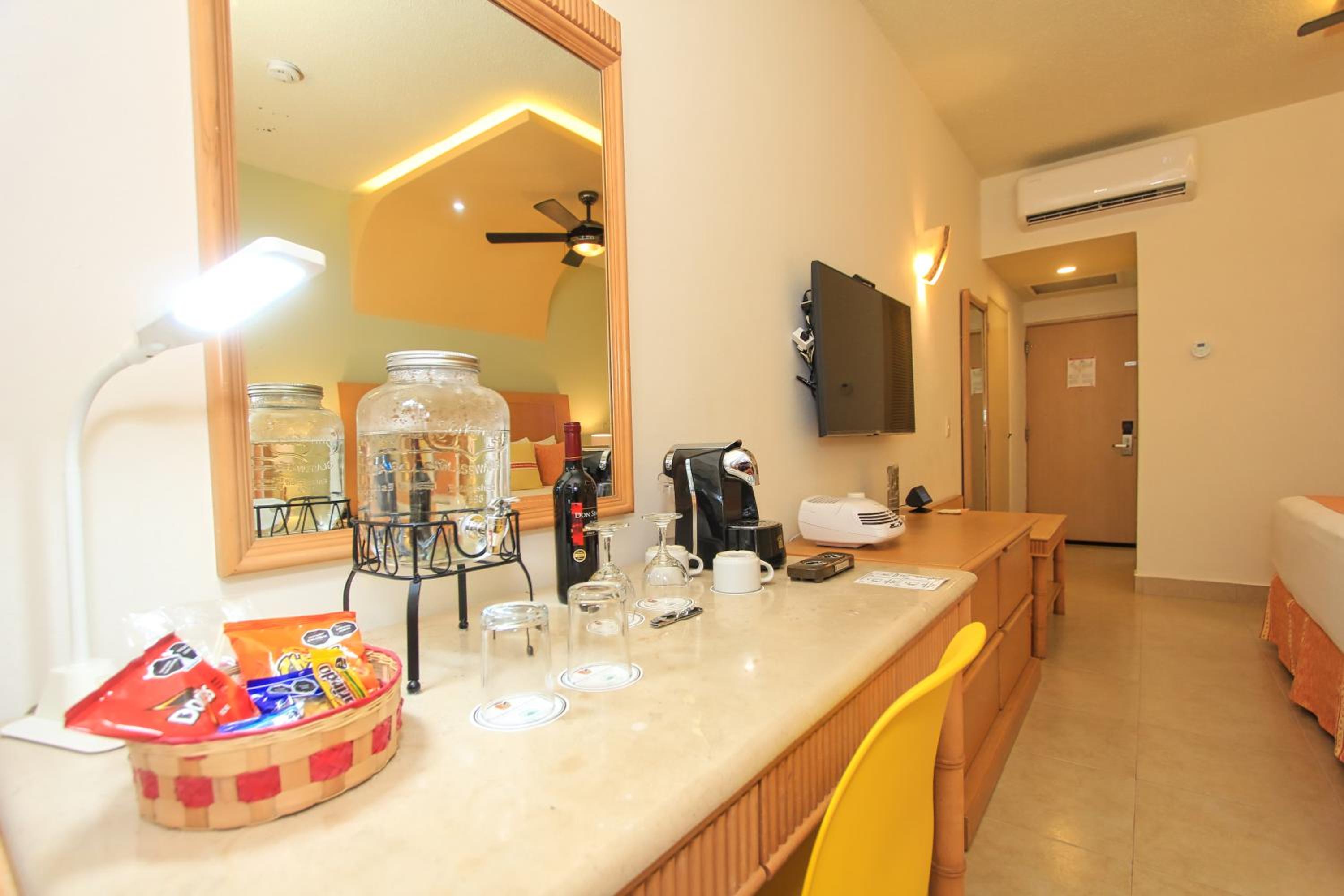 Binniguenda Huatulco & Beach Club
