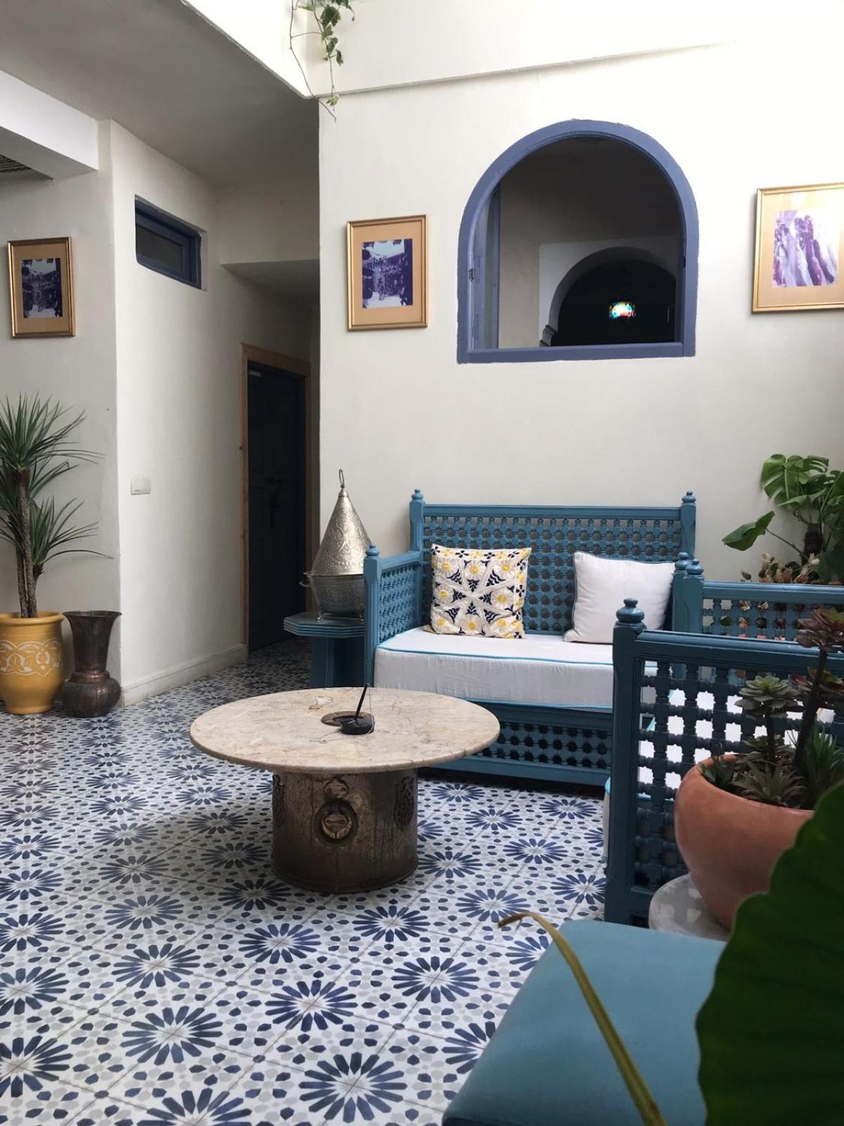 Winarouze house