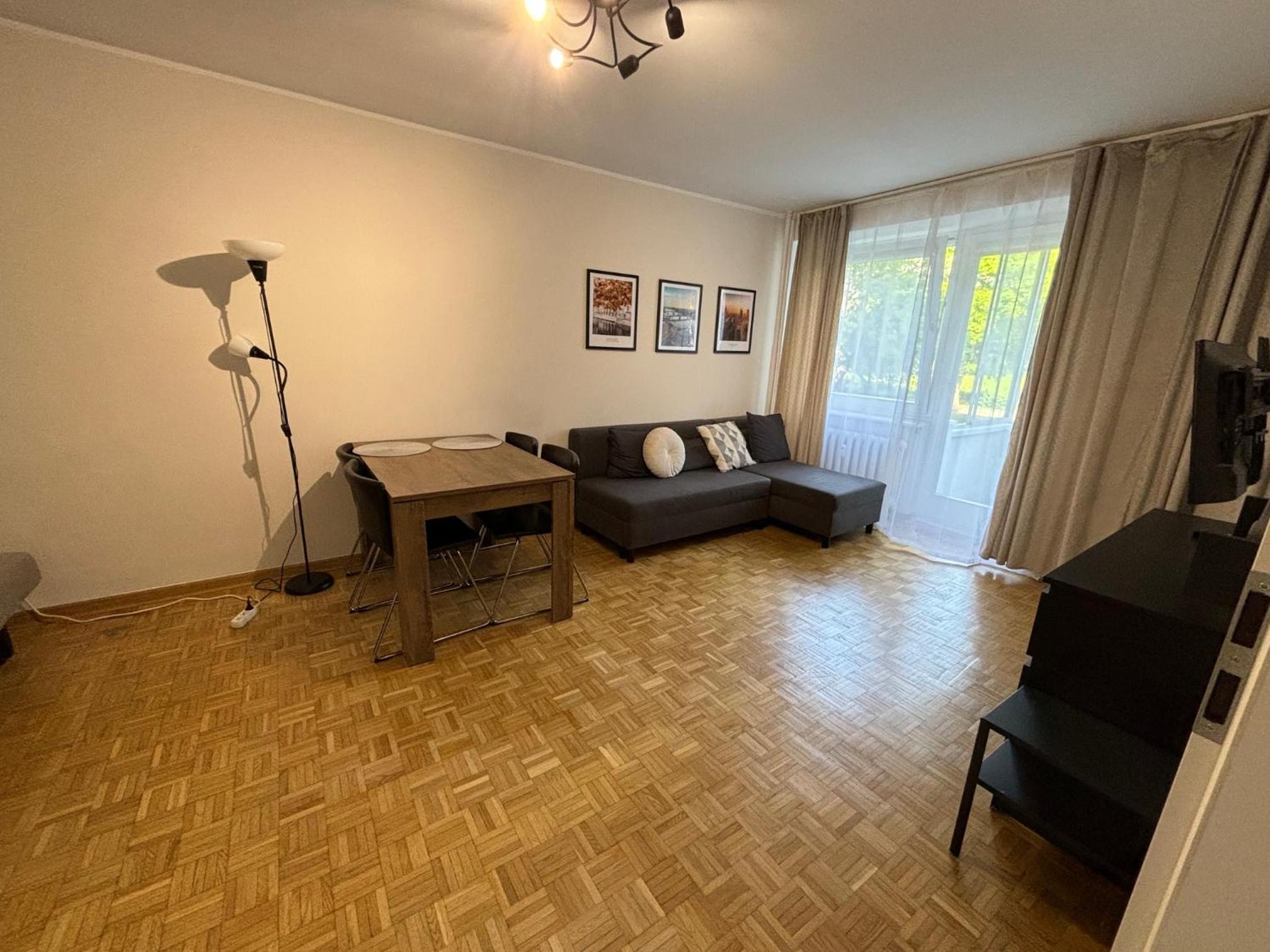 Music Life Apartment