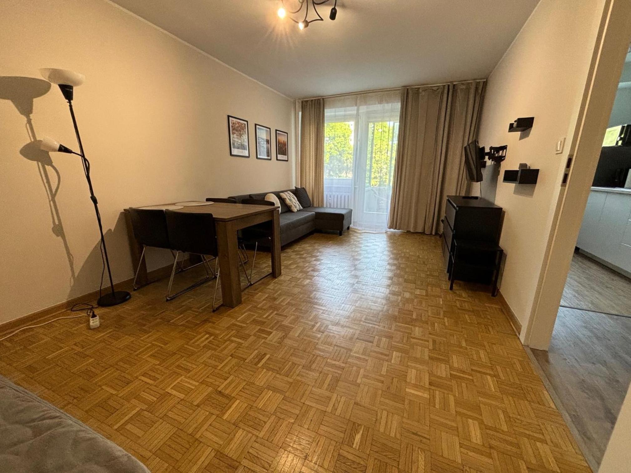 Music Life Apartment