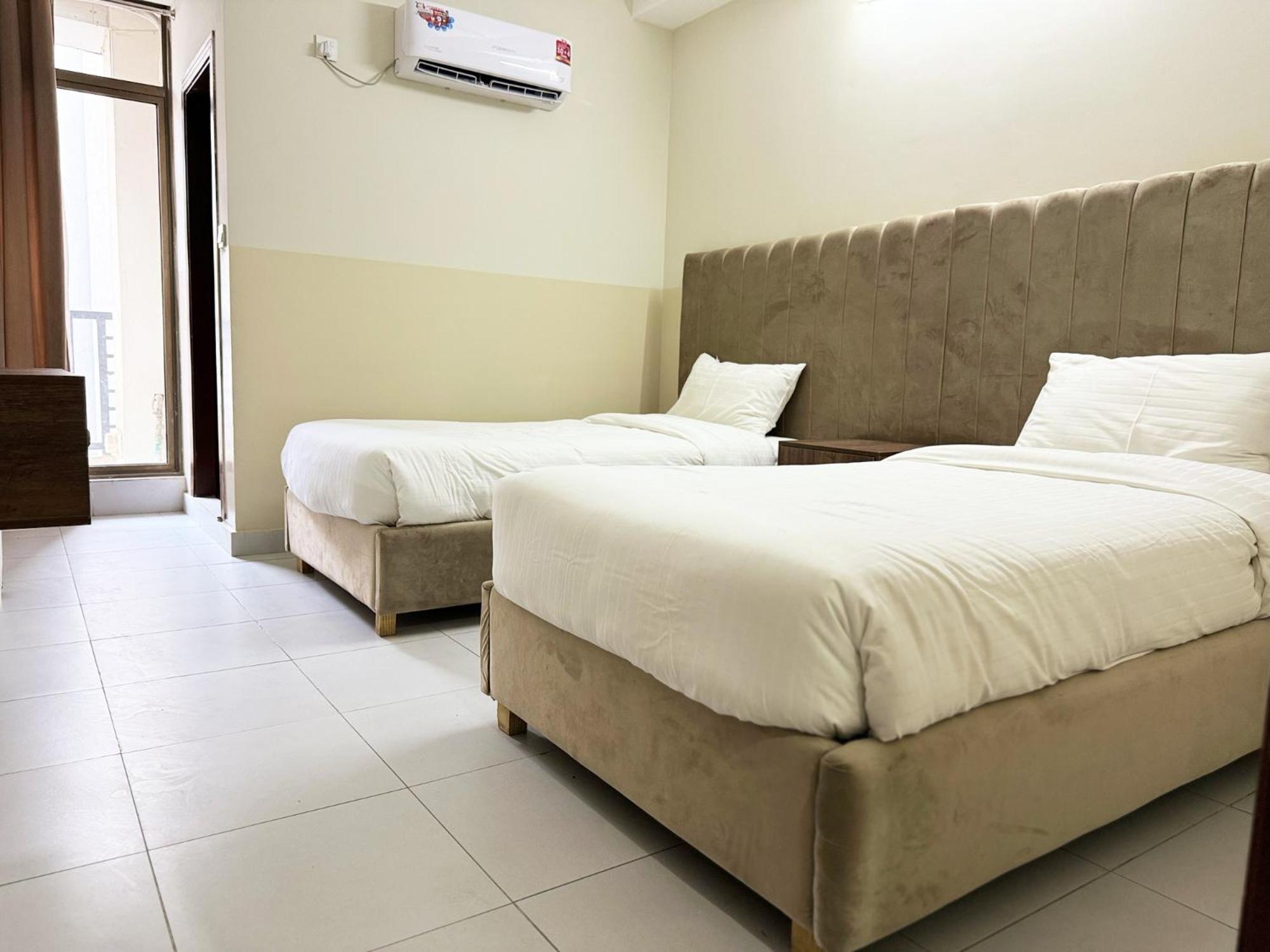 Bella Vista Hotel Apartments view 3