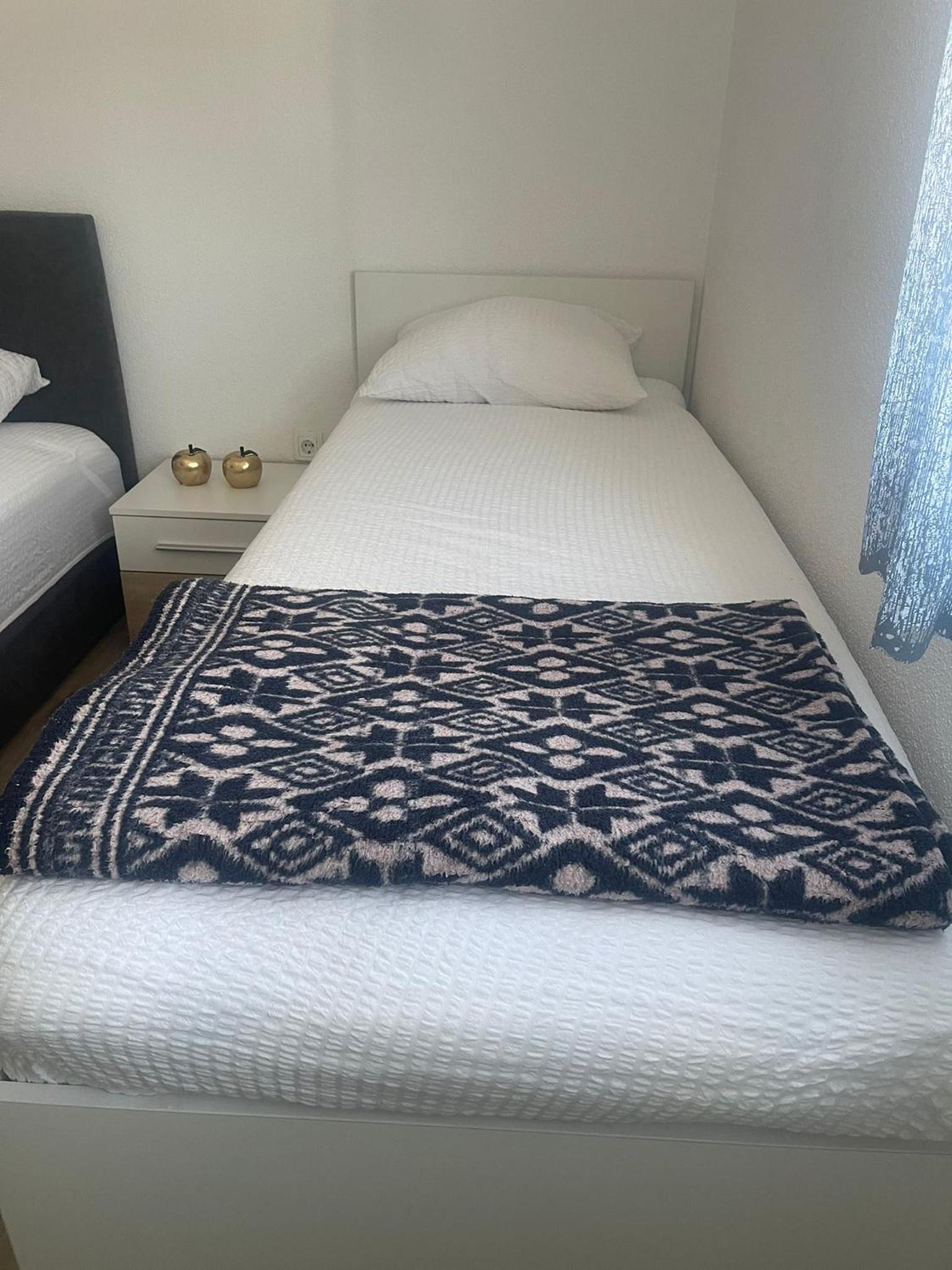 Apartmani Žuti
