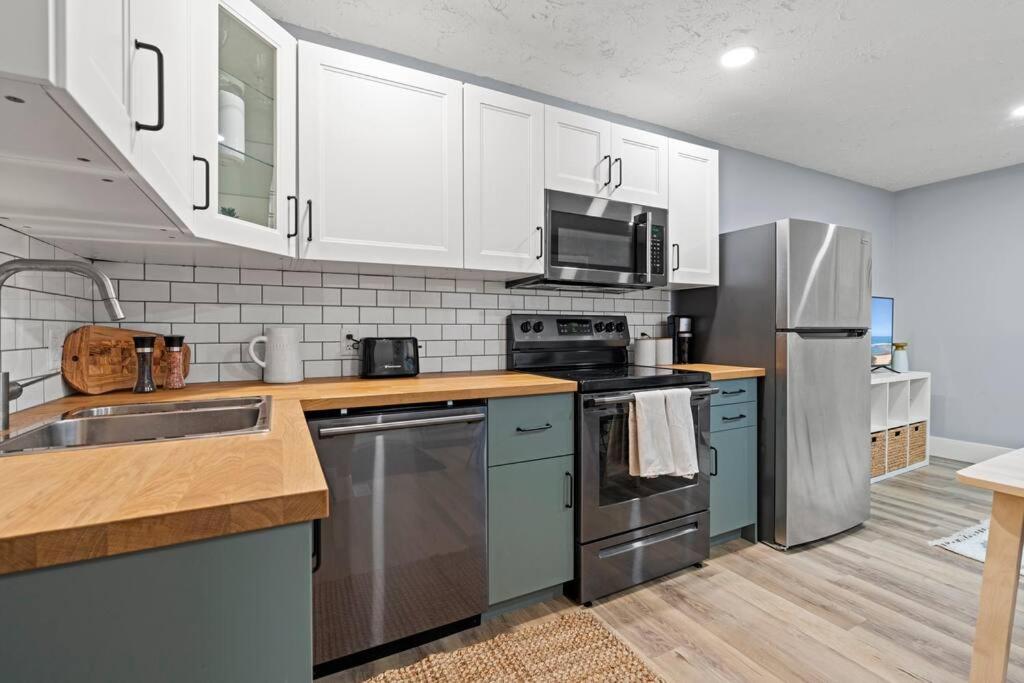 Elegant Boho Retreat - 8 min to WEM