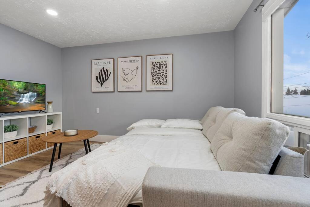 Elegant Boho Retreat - 8 min to WEM