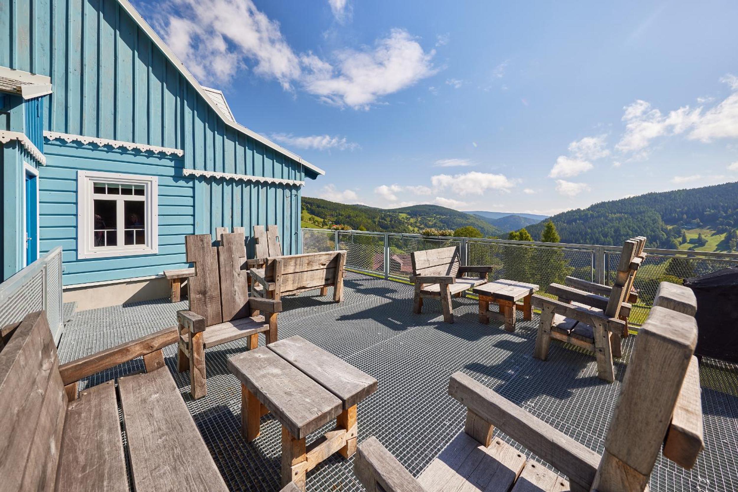 Urlas Apartments, 80m from ski slope, Dog friendly