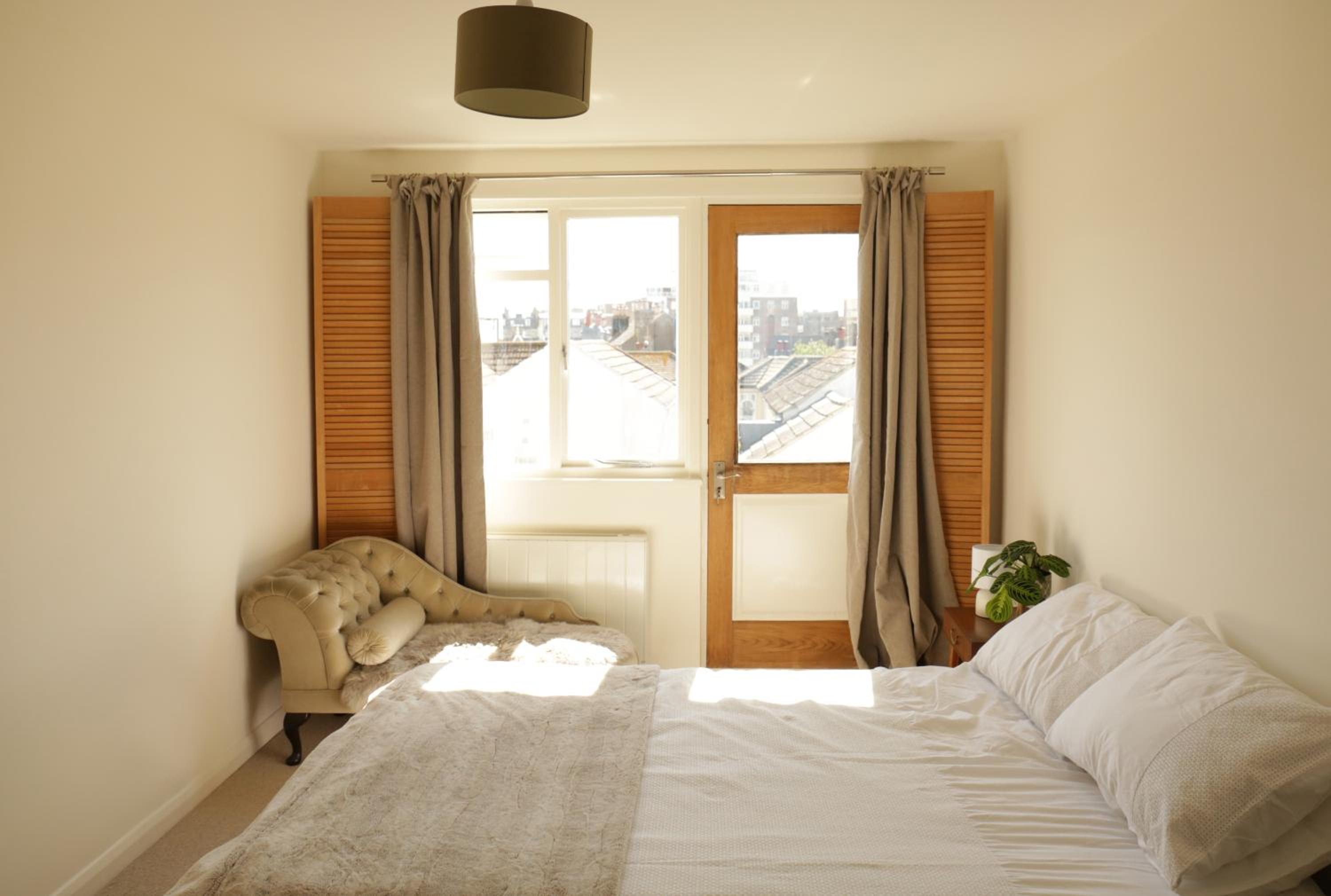 Sunny Seaside Sanctuary - Two Bedroom Apartment view 5