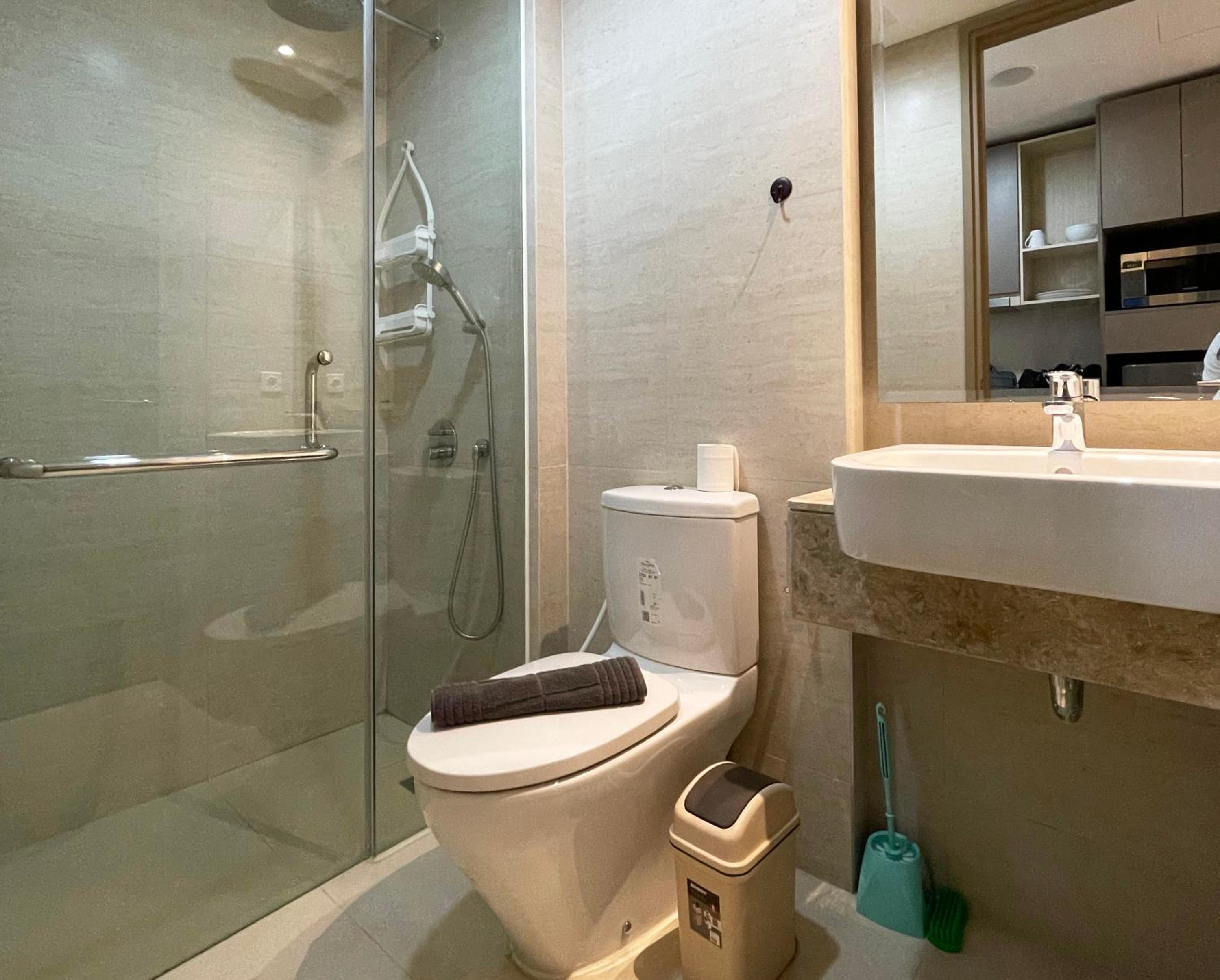 Apartemen Gold Coast PIK Sea View by Cheapinn